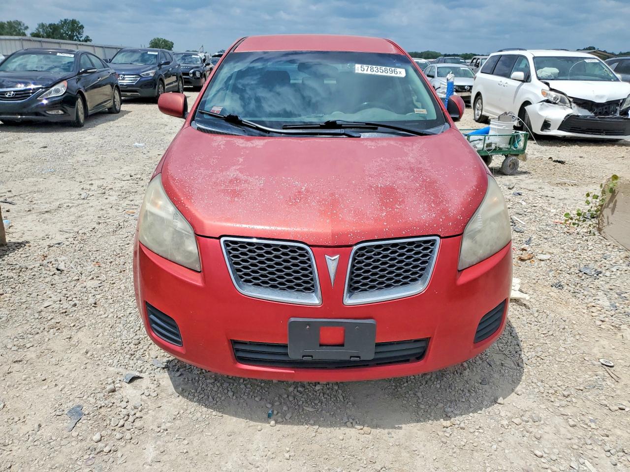 2009 Pontiac Vibe Red vin: 5Y2SP67009Z439558