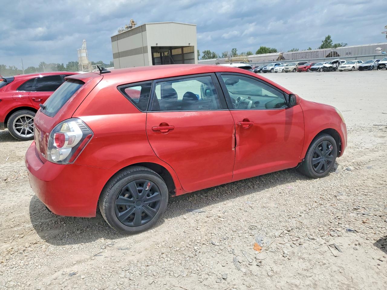 2009 Pontiac Vibe Red vin: 5Y2SP67009Z439558