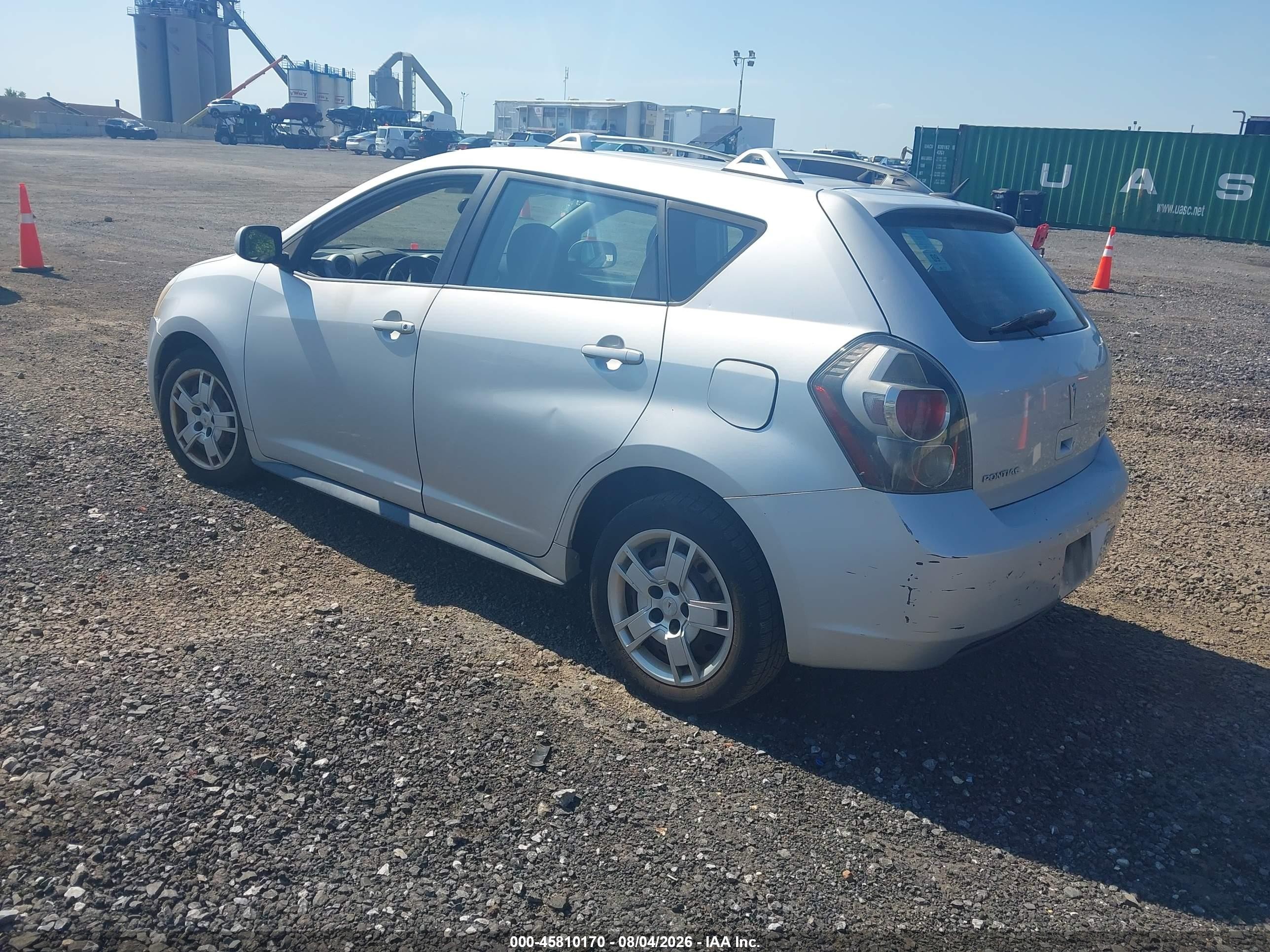 2009 Pontiac Vibe   Silver vin: 5Y2SP67019Z402079