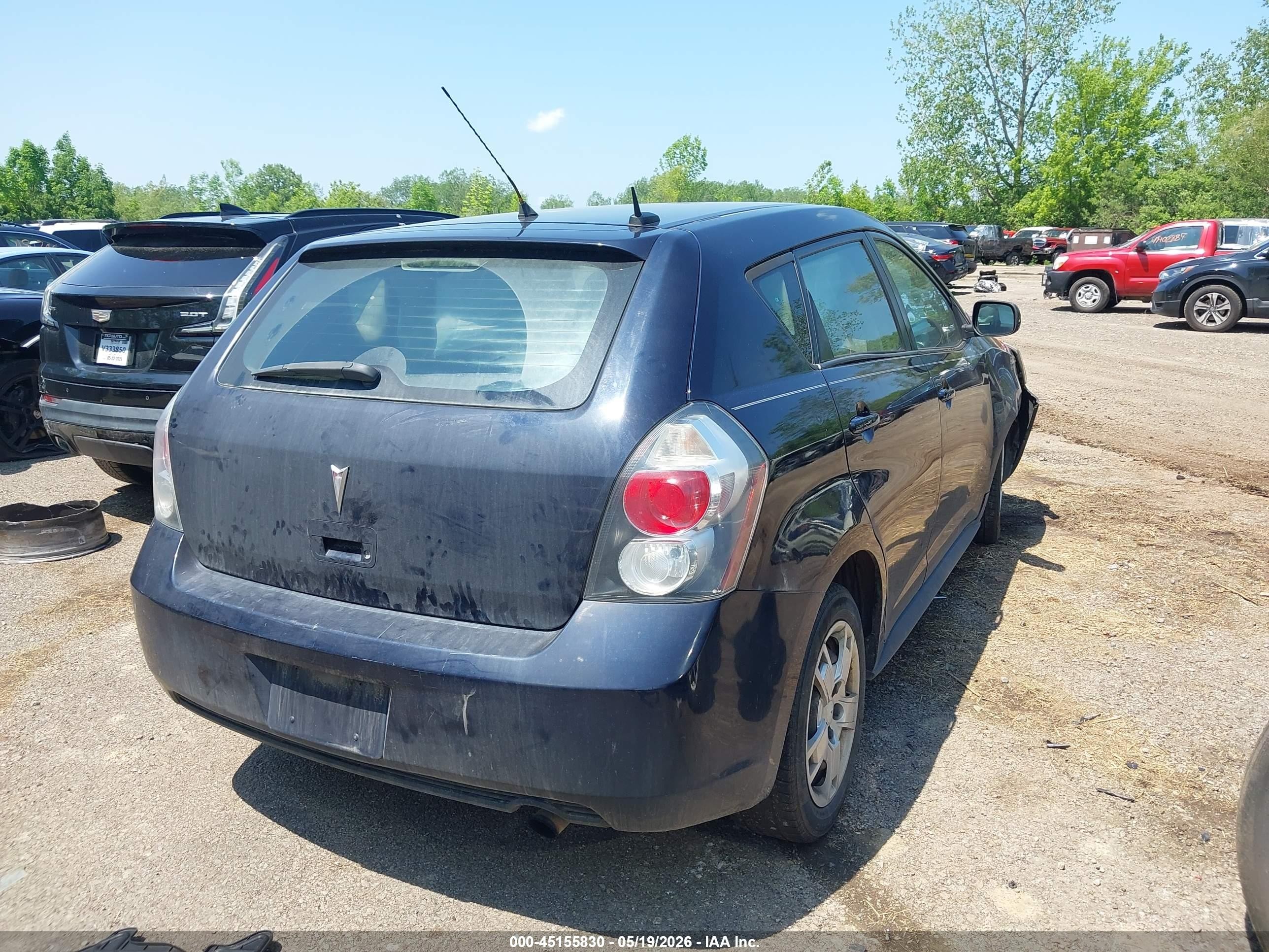 2009 Pontiac Vibe Blue vin: 5Y2SP67019Z411428