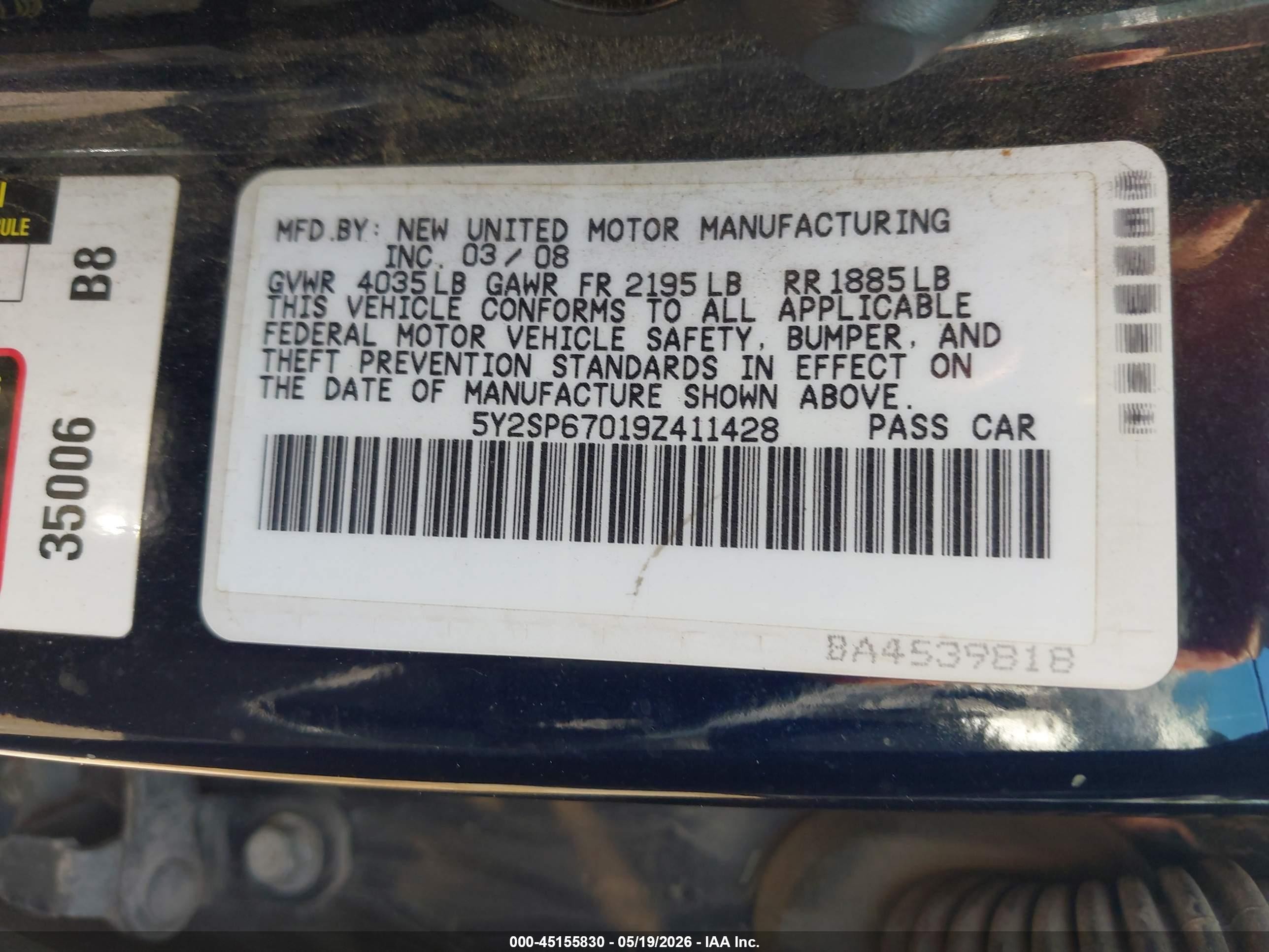2009 Pontiac Vibe Blue vin: 5Y2SP67019Z411428