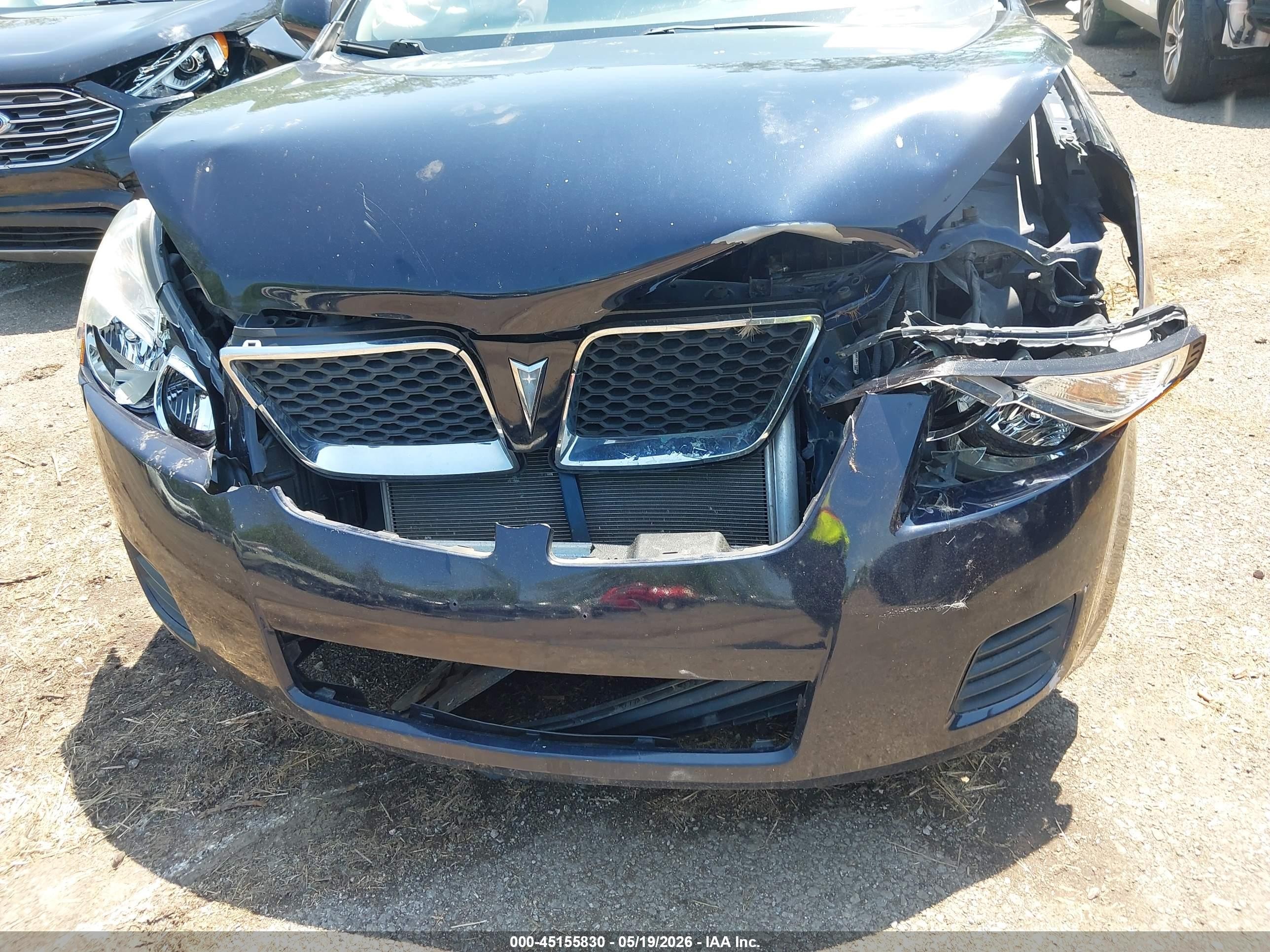 2009 Pontiac Vibe Blue vin: 5Y2SP67019Z411428