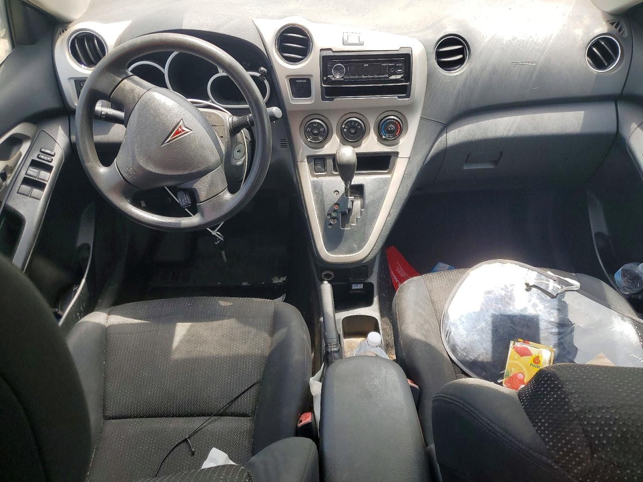 2009 Pontiac Vibe White vin: 5Y2SP67019Z434045