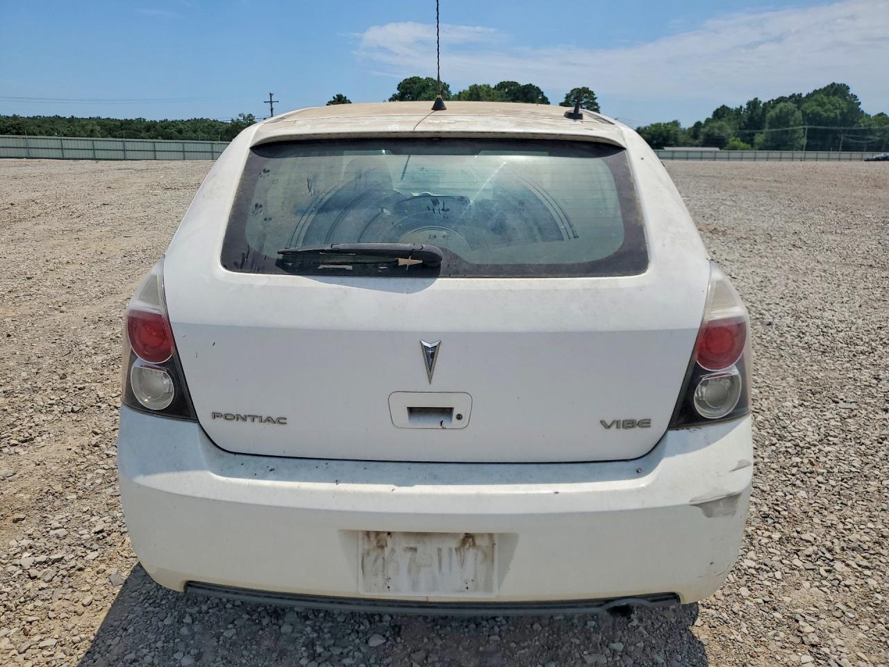 2009 Pontiac Vibe White vin: 5Y2SP67019Z434045
