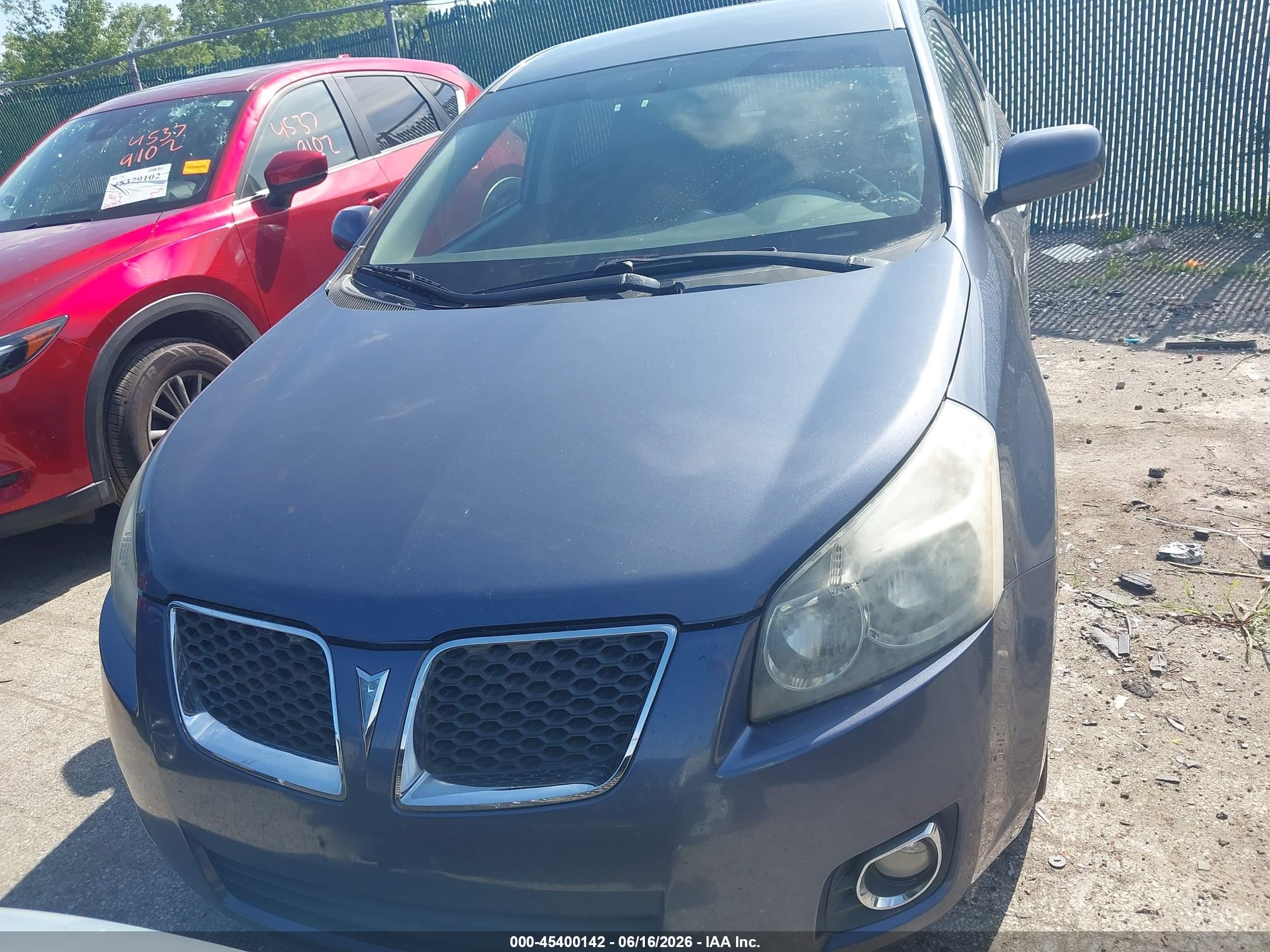 2009 Pontiac Vibe   Blue vin: 5Y2SP67019Z461391