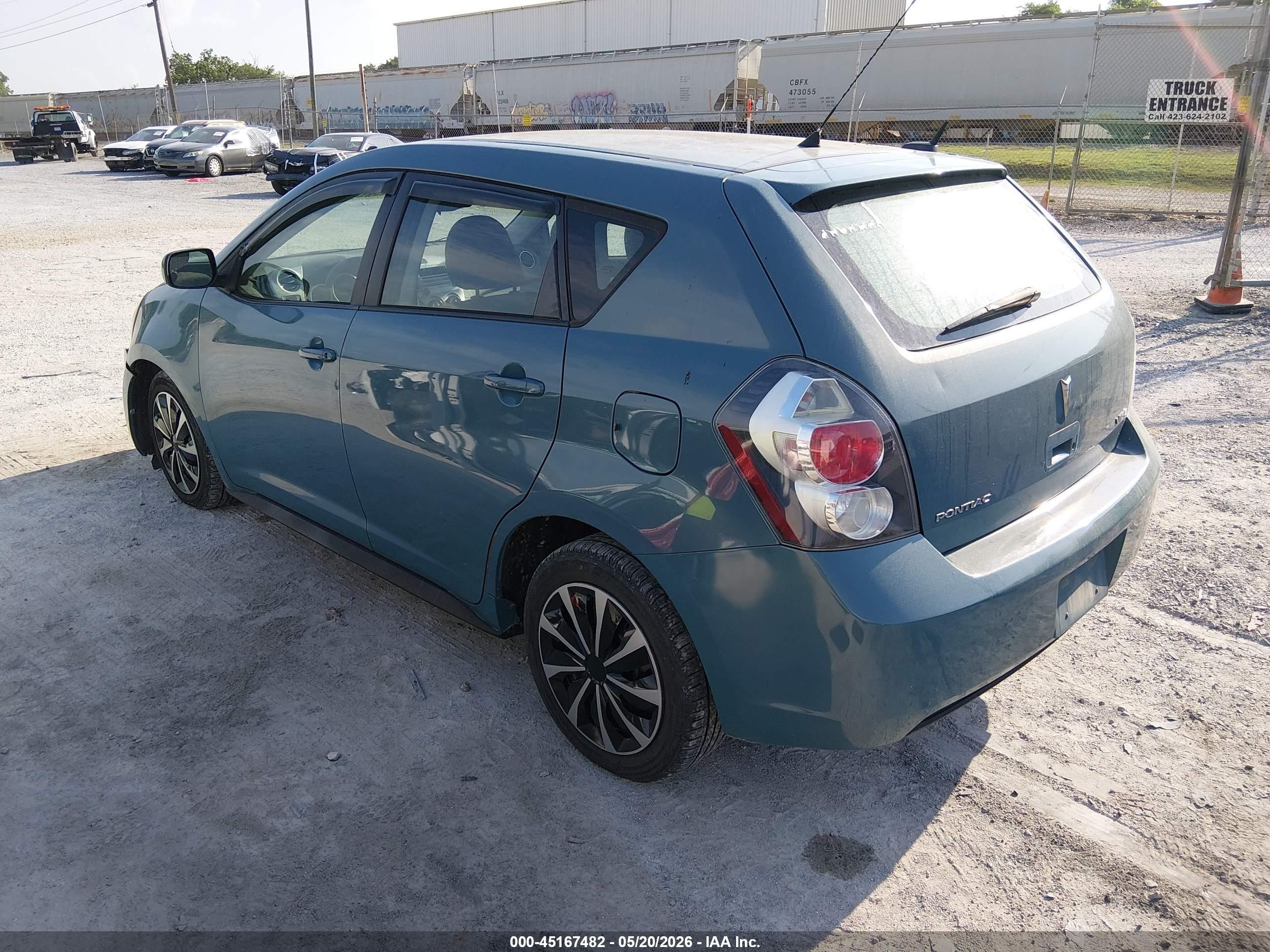 2009 Pontiac Vibe   Blue vin: 5Y2SP67019Z467840