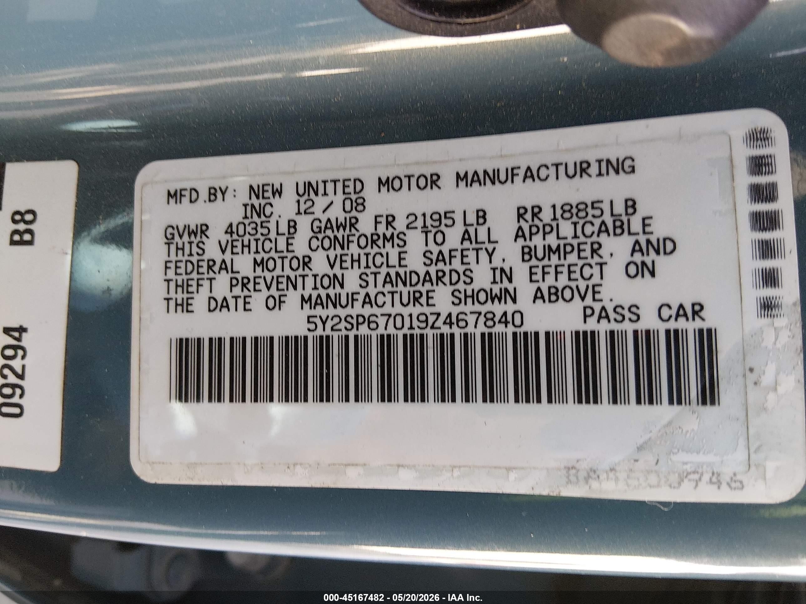 2009 Pontiac Vibe   Blue vin: 5Y2SP67019Z467840