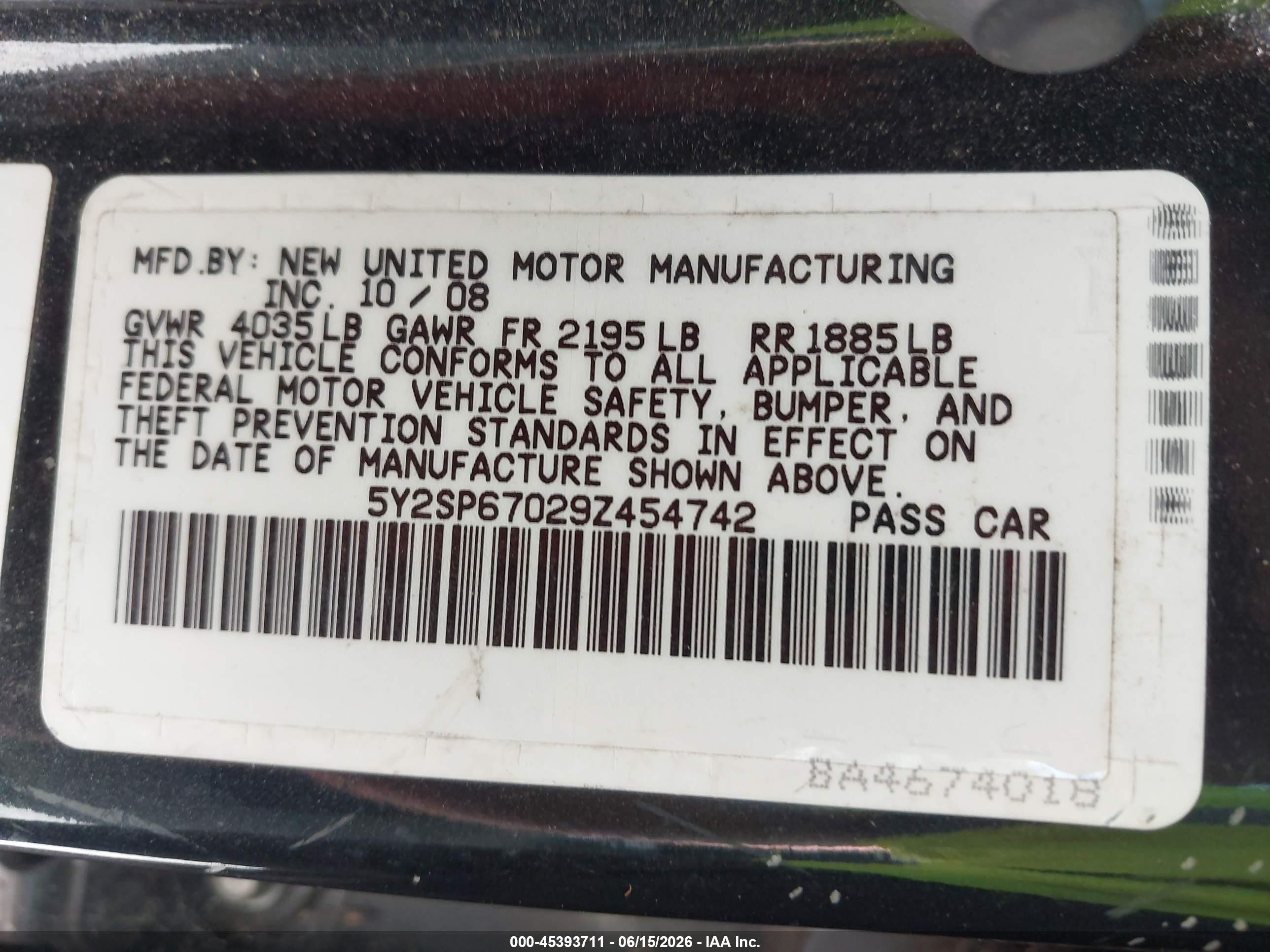 2009 Pontiac Vibe   Black vin: 5Y2SP67029Z454742
