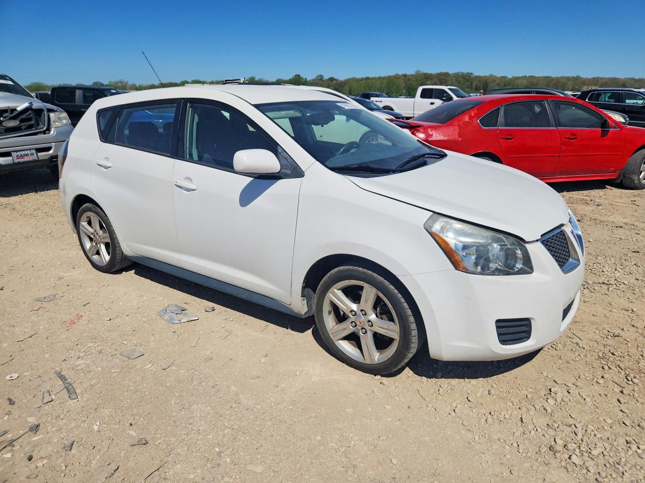 2009 Pontiac Vibe White vin: 5Y2SP67029Z463859