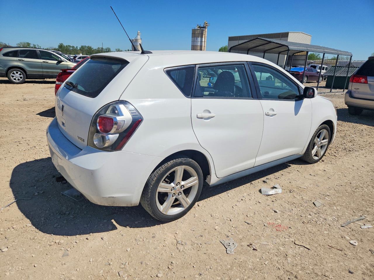 2009 Pontiac Vibe White vin: 5Y2SP67029Z463859