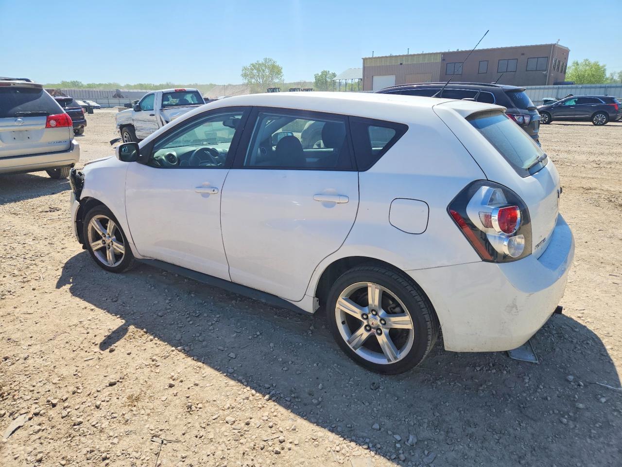 2009 Pontiac Vibe White vin: 5Y2SP67029Z463859