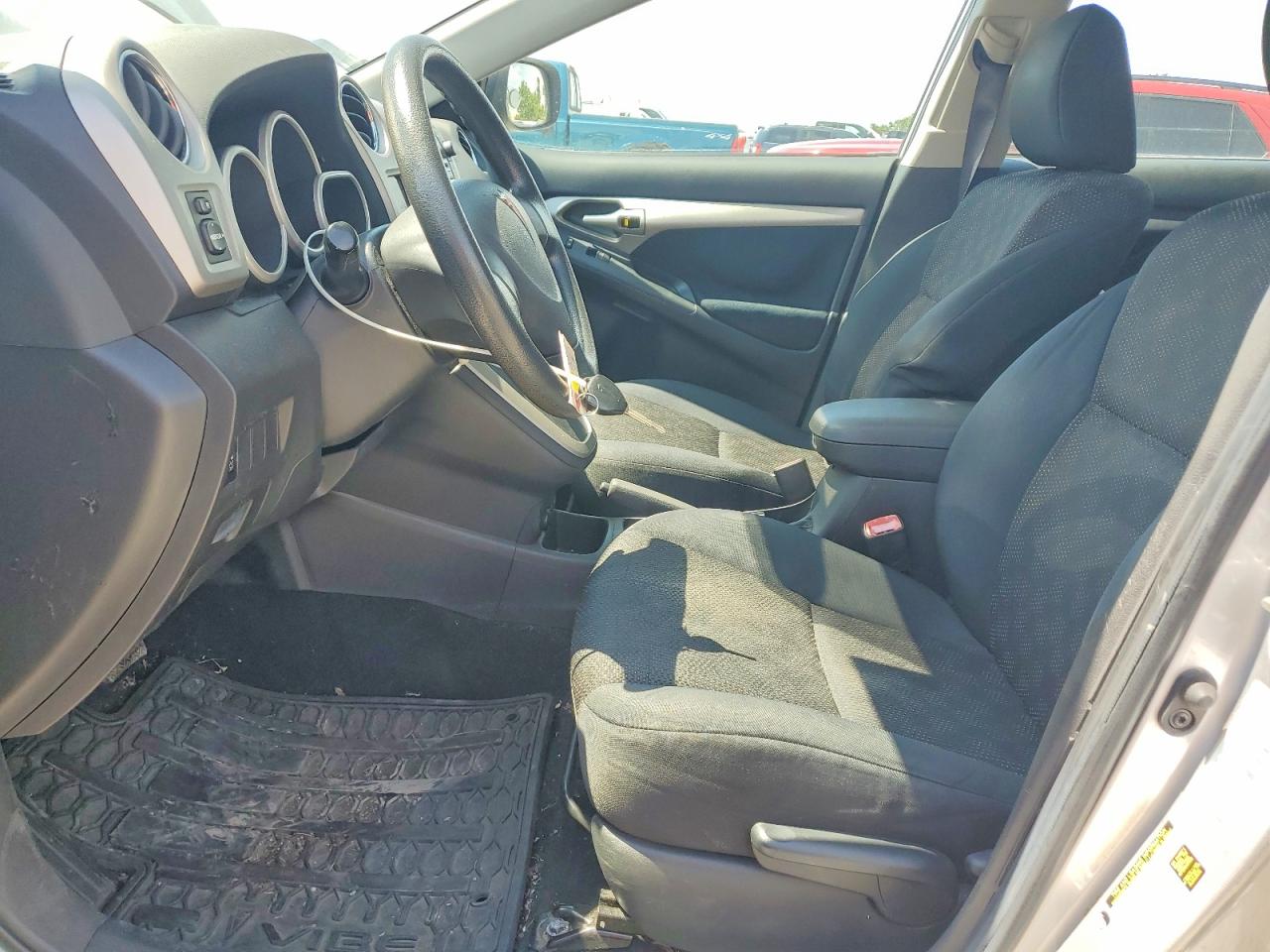 2009 Pontiac Vibe Gray vin: 5Y2SP67039Z401905