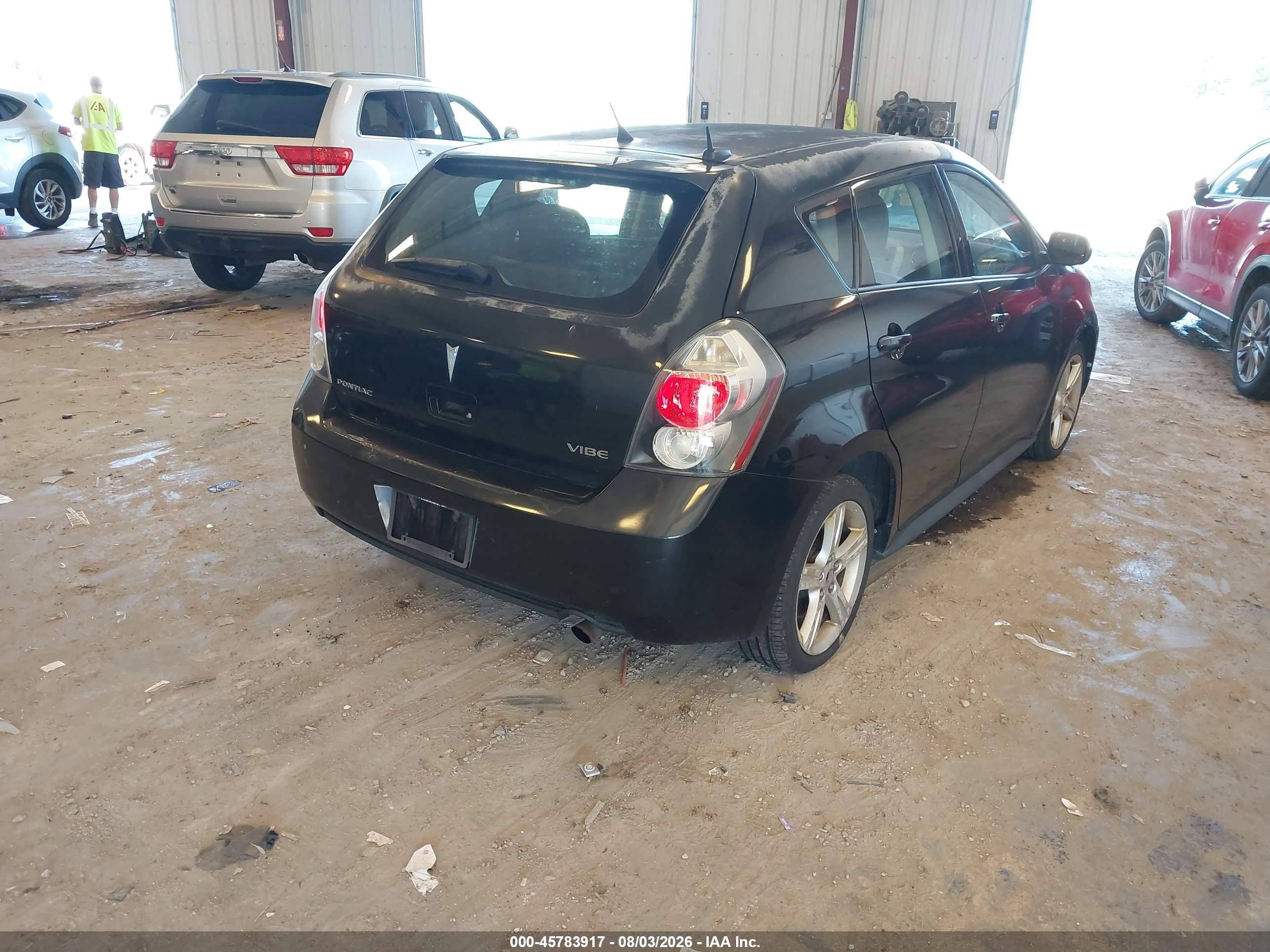 2009 Pontiac Vibe   Black vin: 5Y2SP67039Z429929