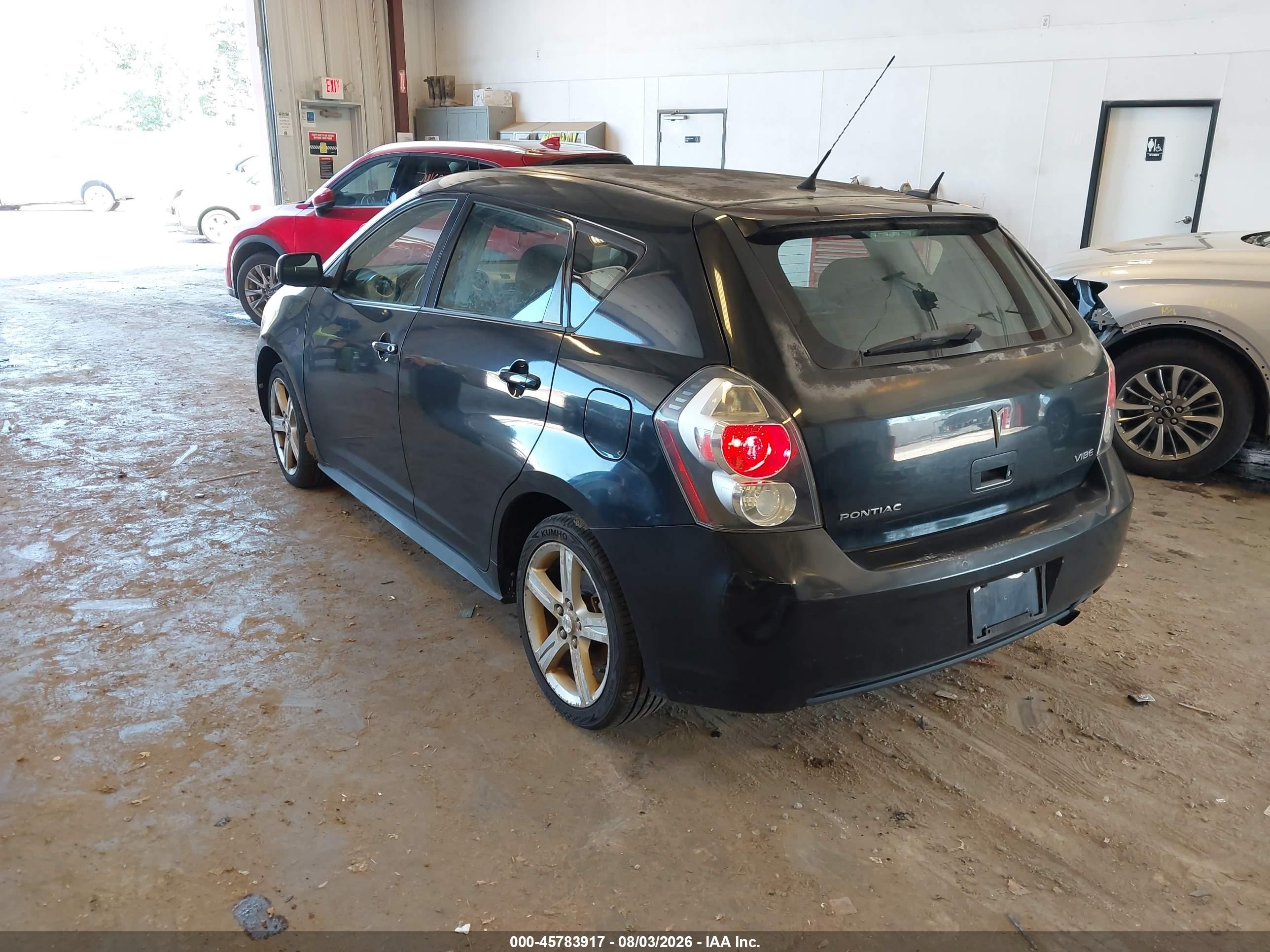 2009 Pontiac Vibe   Black vin: 5Y2SP67039Z429929