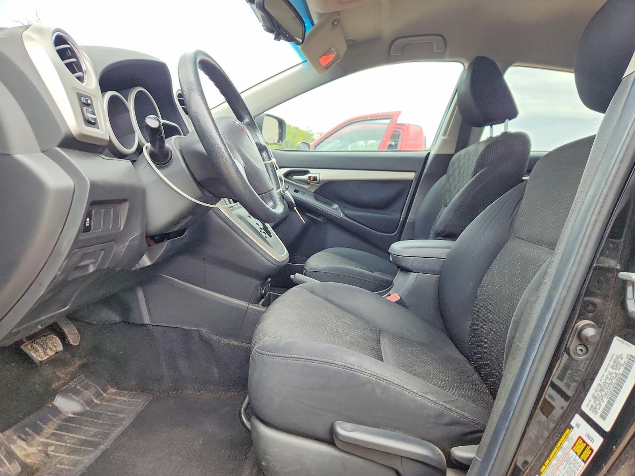 2009 Pontiac Vibe Black vin: 5Y2SP67049Z454550
