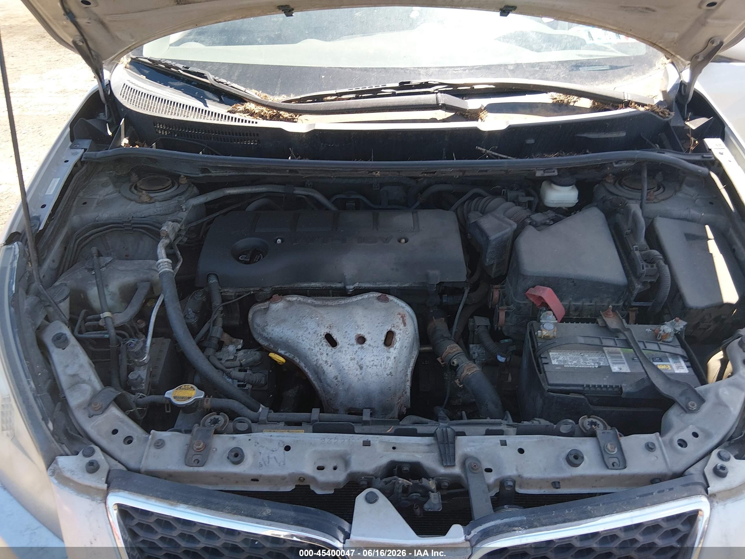 2009 Pontiac Vibe   Silver vin: 5Y2SP67059Z456632