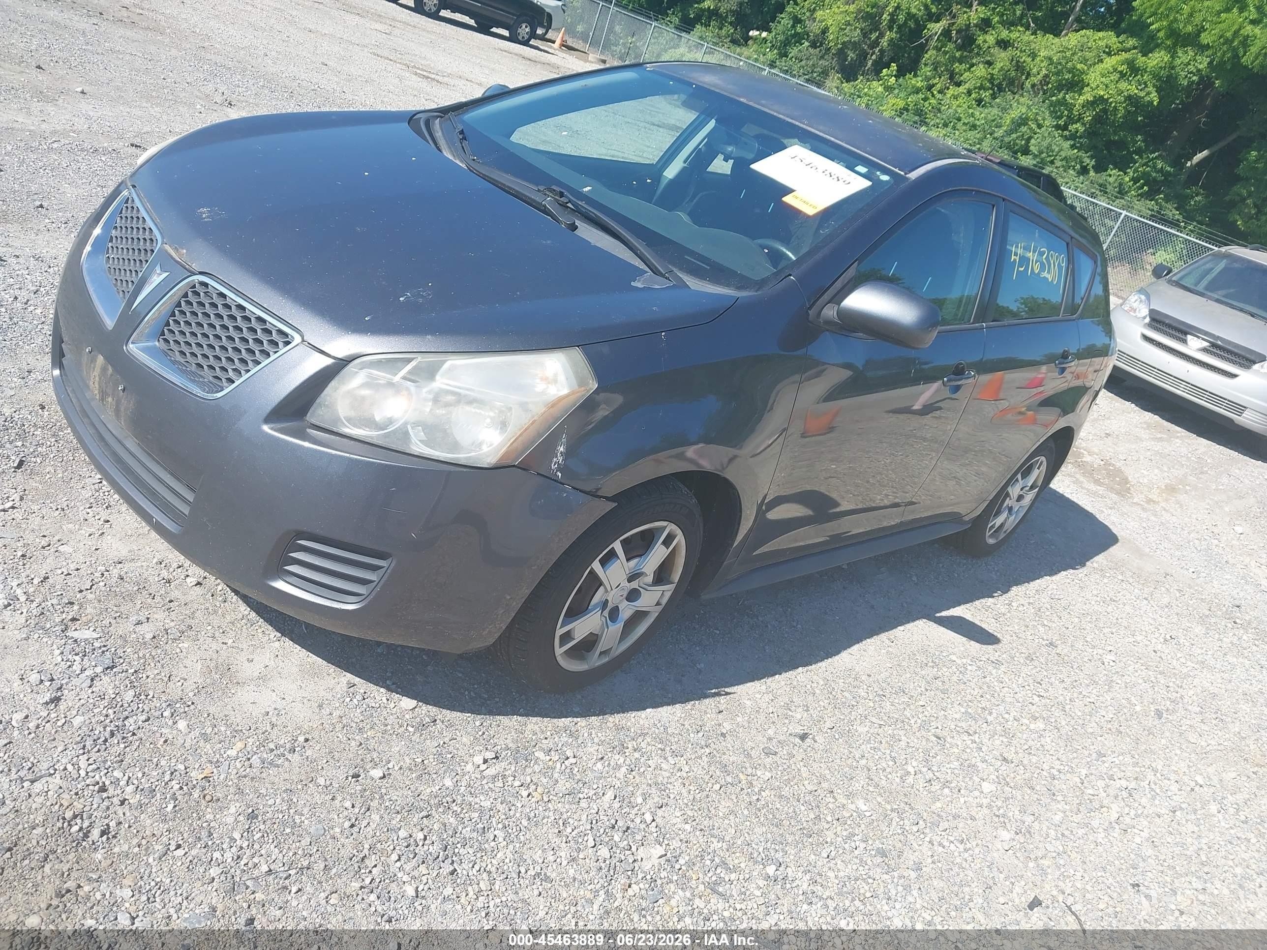 2009 Pontiac Vibe   Gray vin: 5Y2SP67079Z423065
