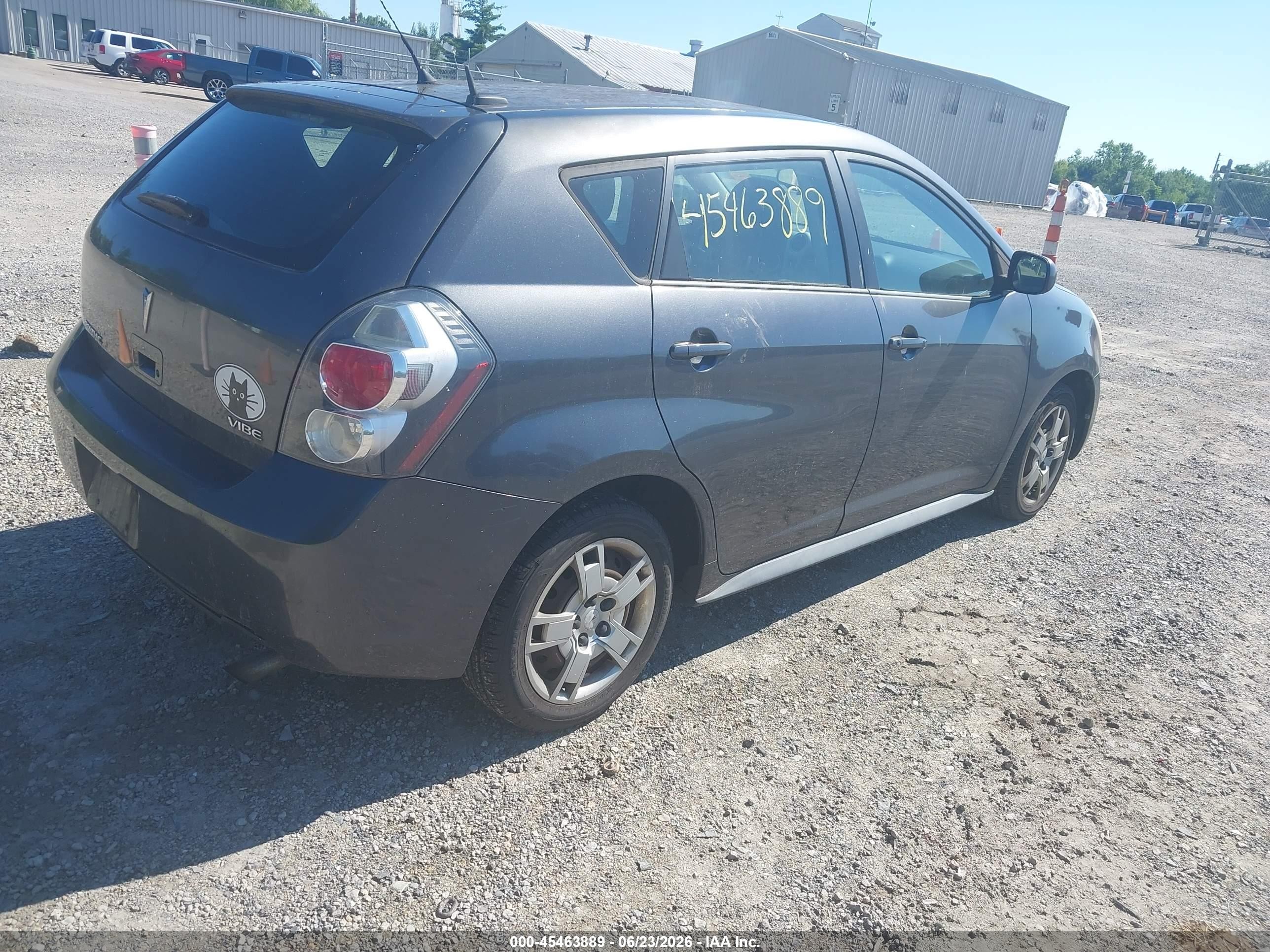 2009 Pontiac Vibe   Gray vin: 5Y2SP67079Z423065