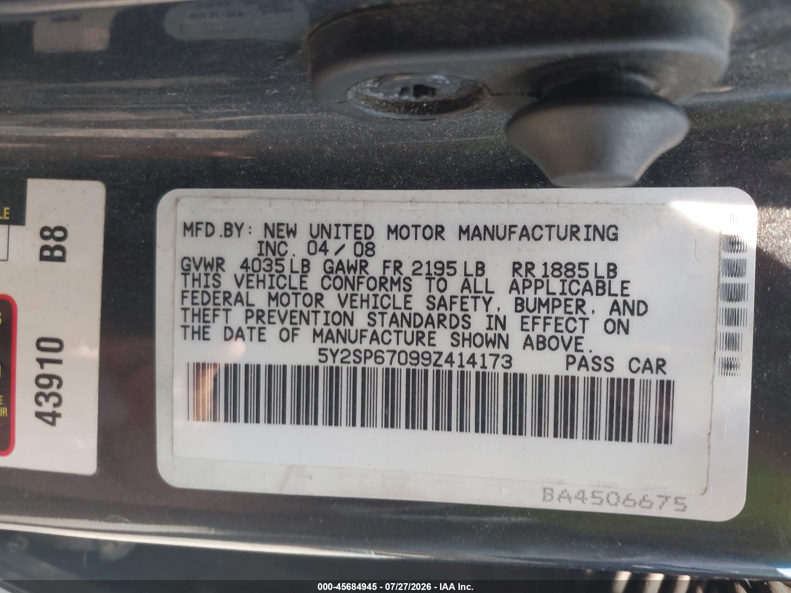 2009 Pontiac Vibe   Gray vin: 5Y2SP67099Z414173