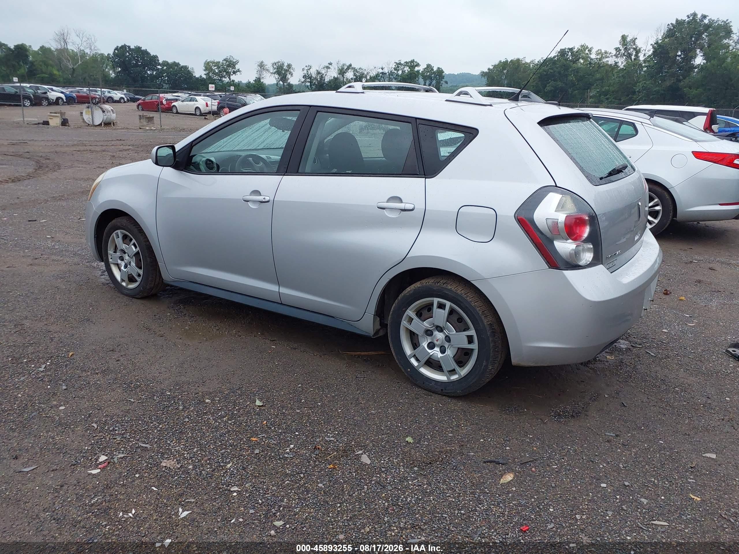2009 Pontiac Vibe   Silver vin: 5Y2SP67099Z422757