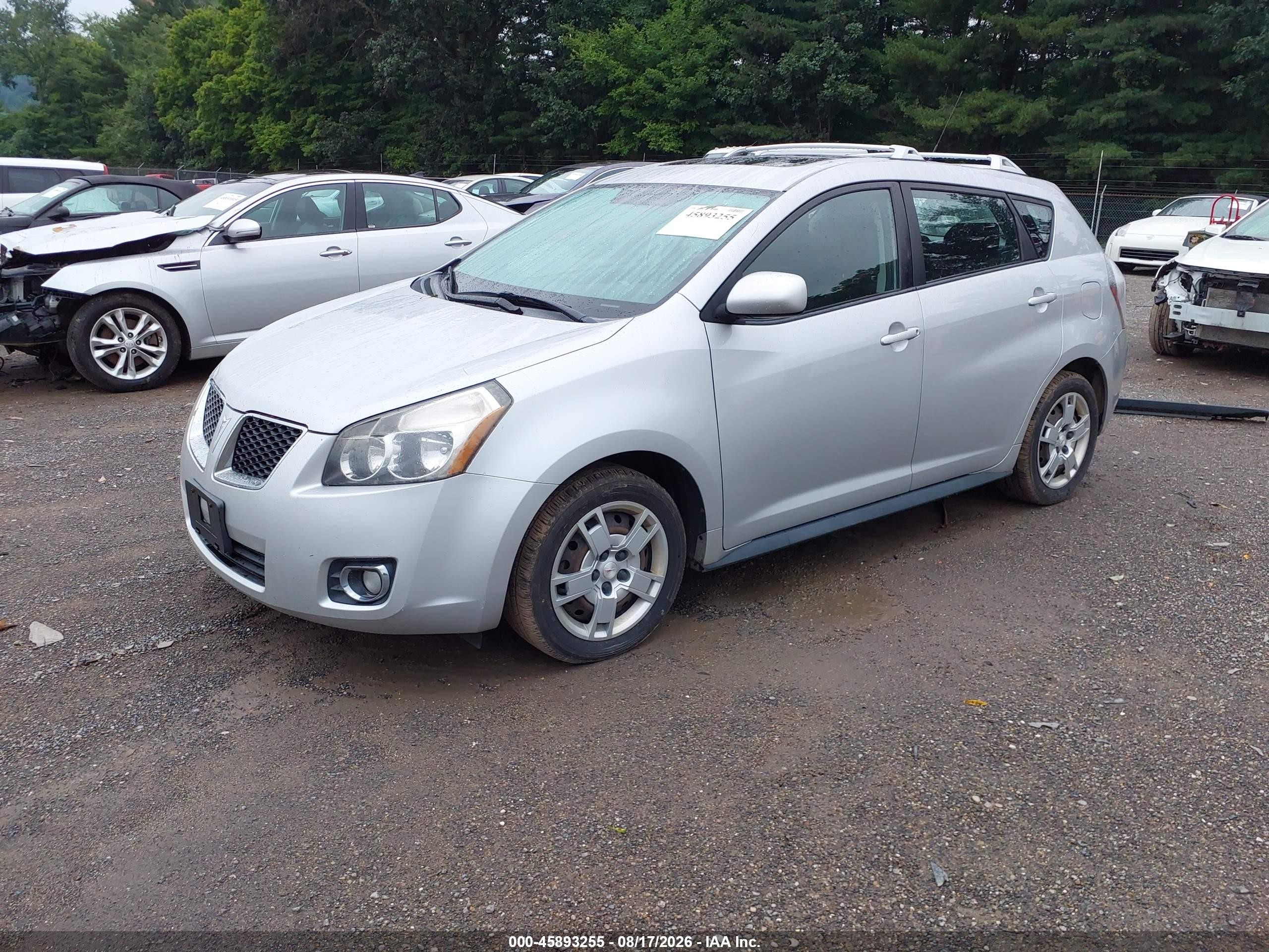 2009 Pontiac Vibe   Silver vin: 5Y2SP67099Z422757