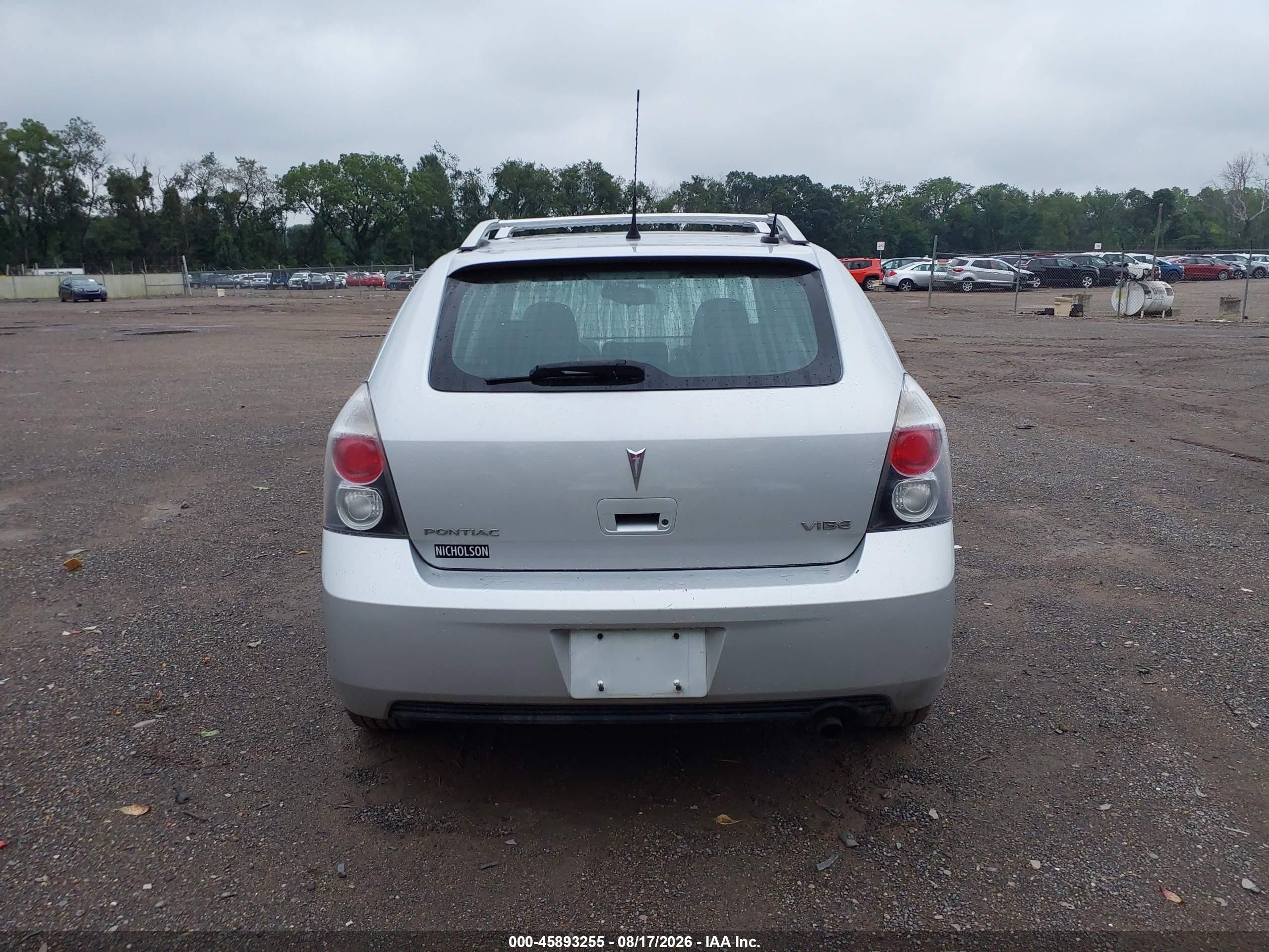 2009 Pontiac Vibe   Silver vin: 5Y2SP67099Z422757
