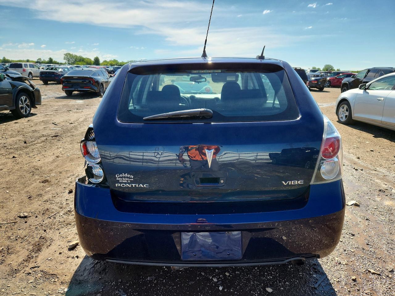 2009 Pontiac Vibe Blue vin: 5Y2SP67099Z451031