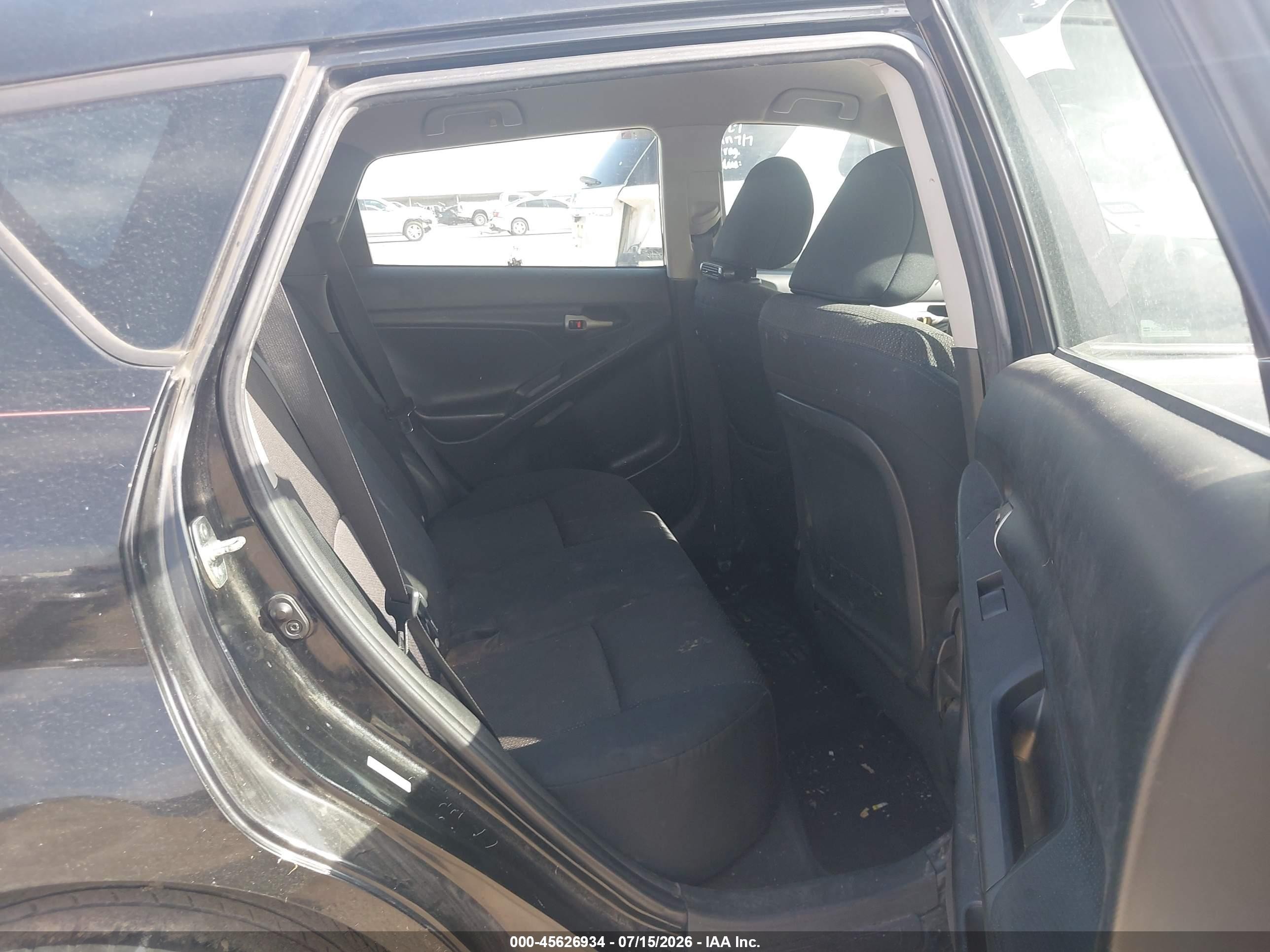 2009 Pontiac Vibe   Black vin: 5Y2SP67099Z472008
