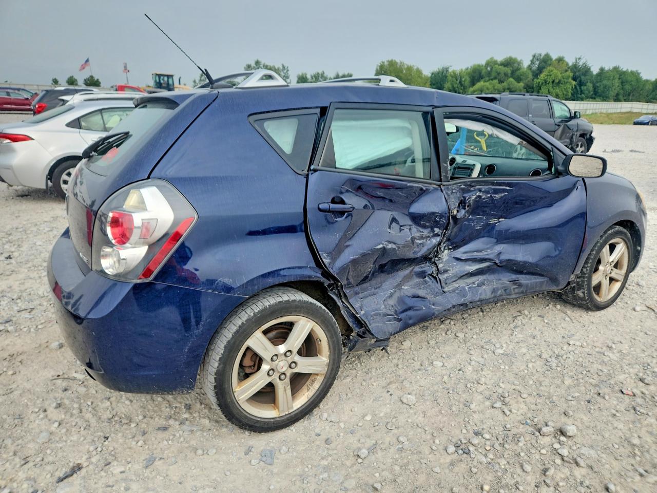 2009 Pontiac Vibe Blue vin: 5Y2SP670X9Z409919
