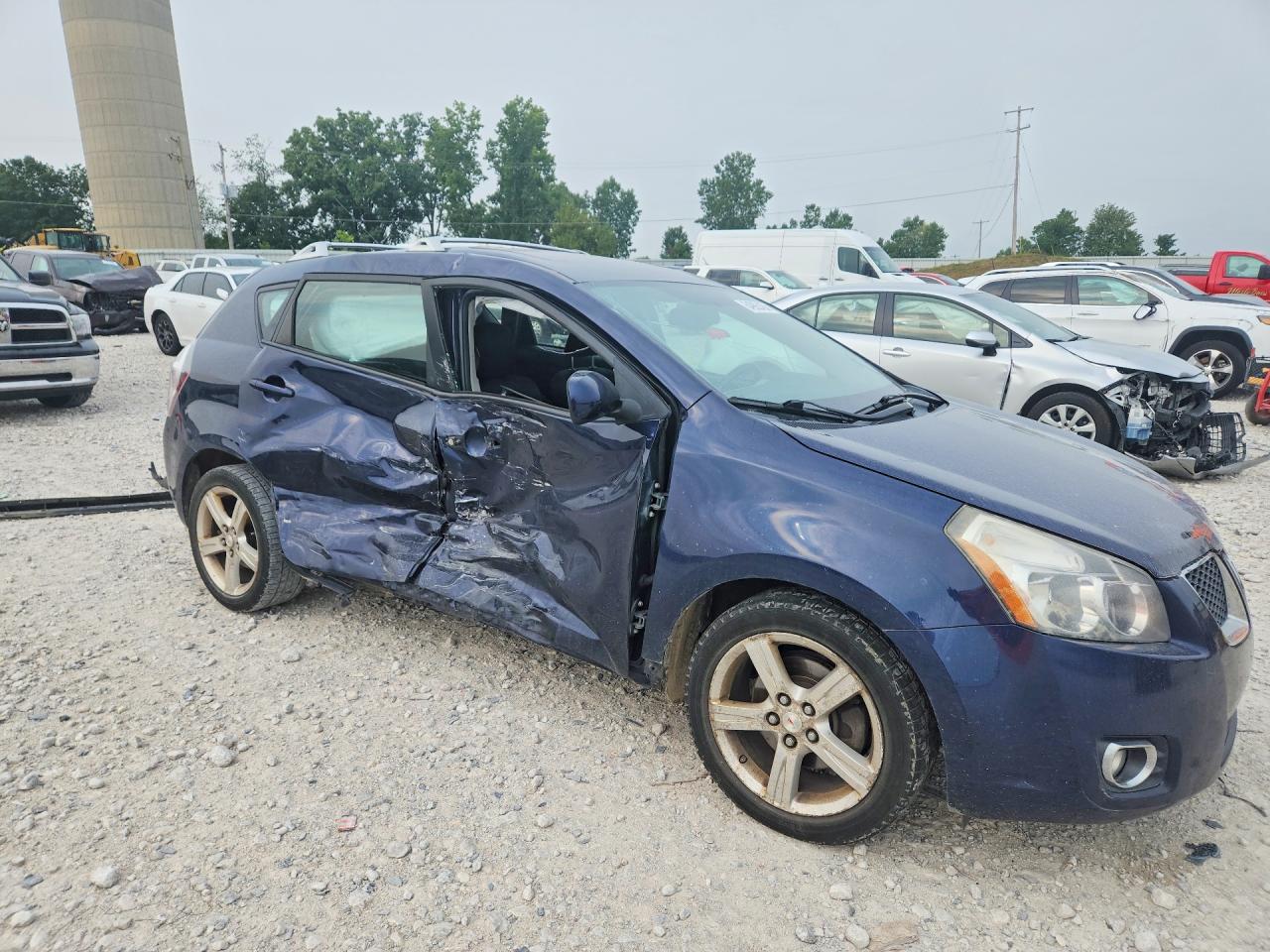 2009 Pontiac Vibe Blue vin: 5Y2SP670X9Z409919