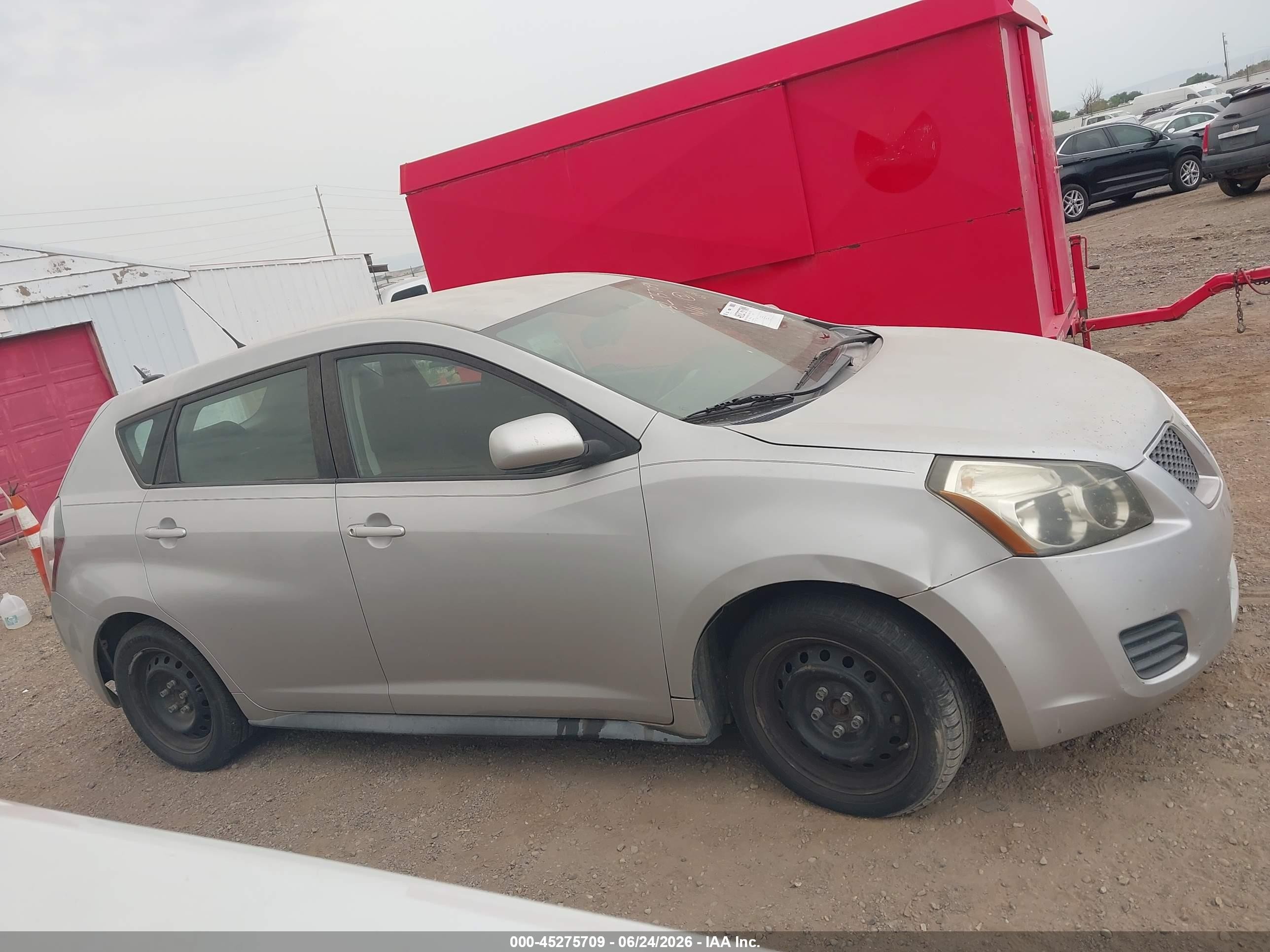 2009 Pontiac Vibe   Silver vin: 5Y2SP670X9Z429345