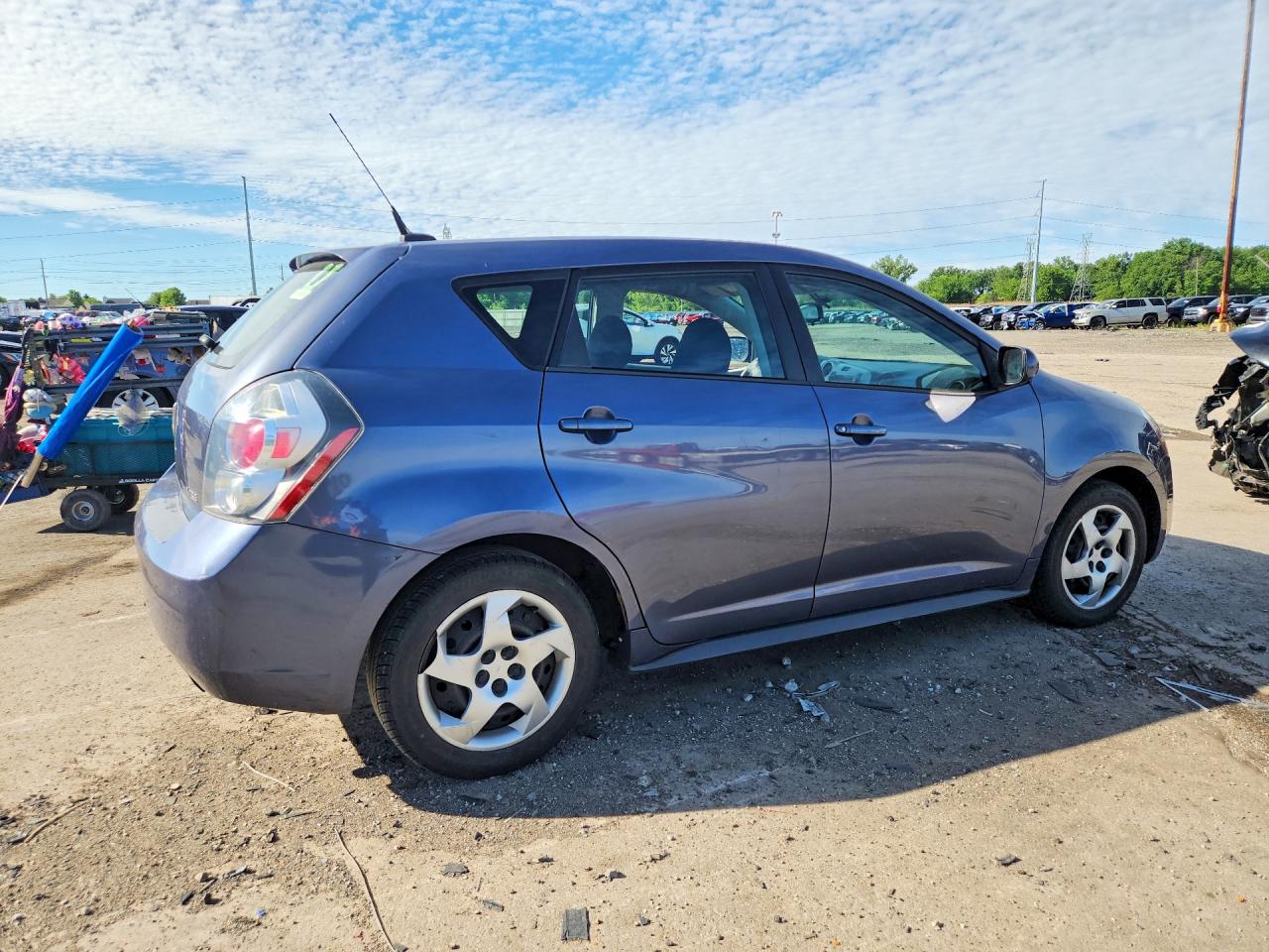 2009 Pontiac Vibe Blue vin: 5Y2SP67809Z449674