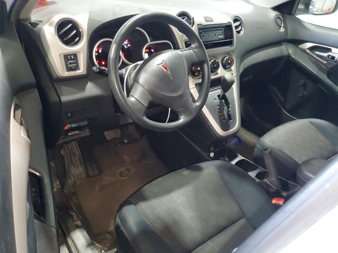 2009 Pontiac Vibe White vin: 5Y2SP67819Z405120