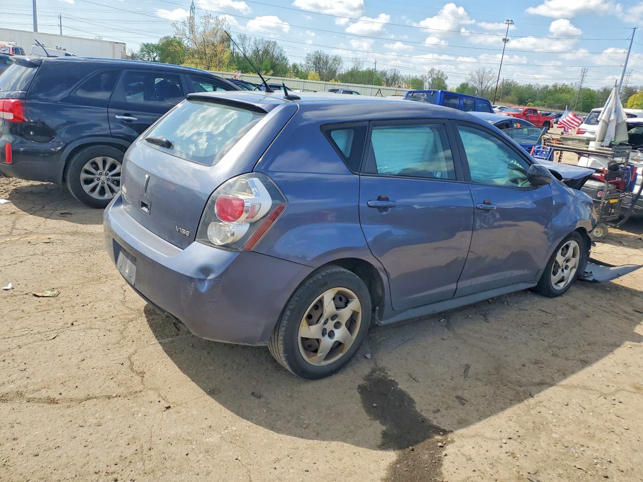 2009 Pontiac Vibe Blue vin: 5Y2SP67819Z407000