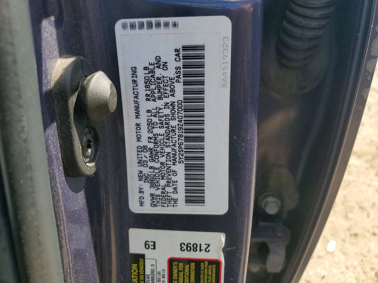 2009 Pontiac Vibe Blue vin: 5Y2SP67819Z407000