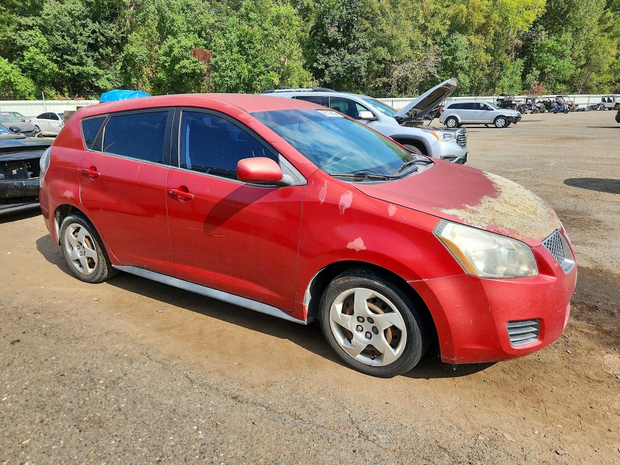 2009 Pontiac Vibe Red vin: 5Y2SP67819Z455614