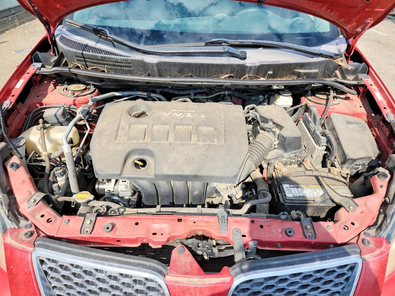 2009 Pontiac Vibe Red vin: 5Y2SP67819Z455614
