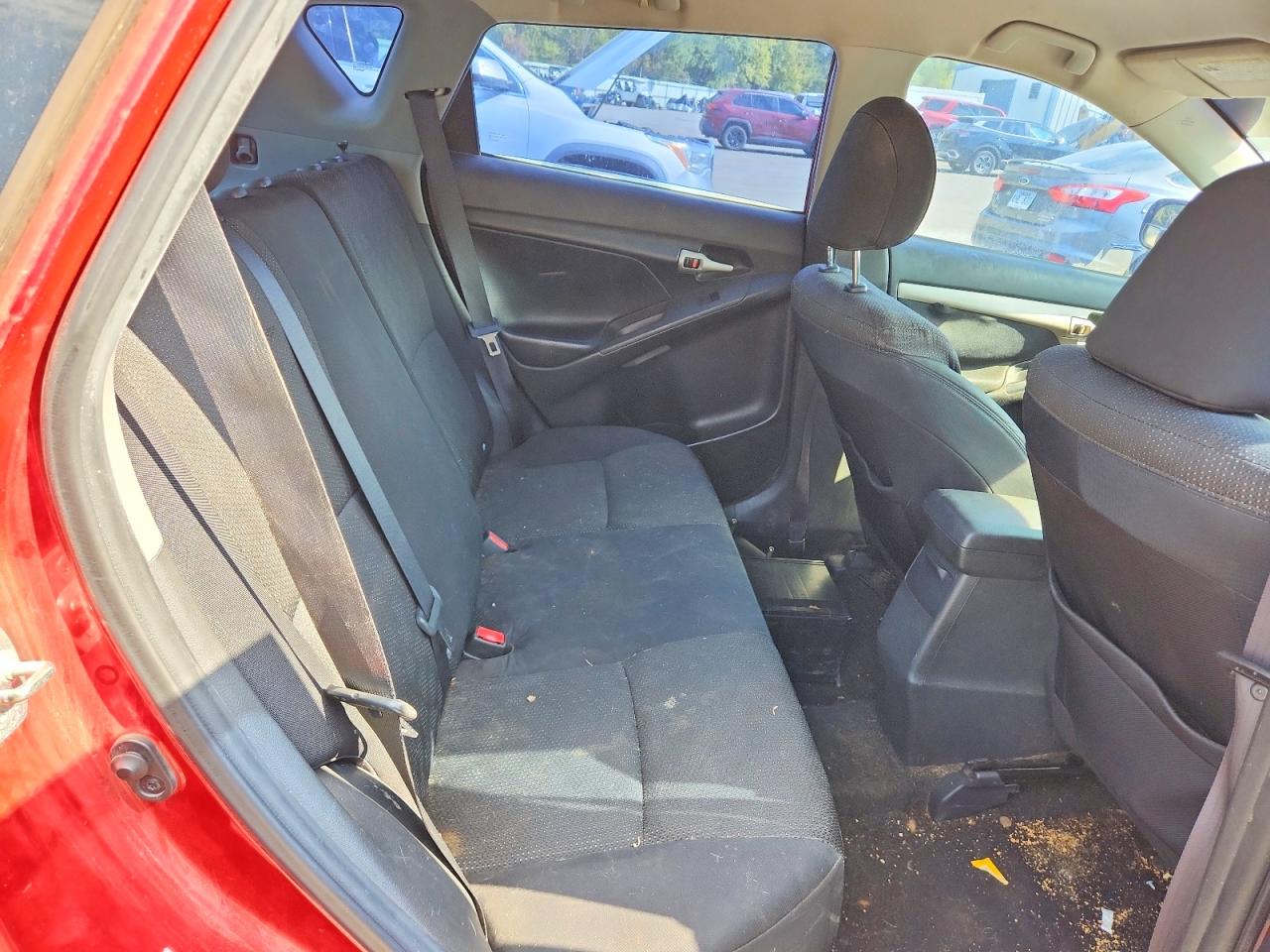 2009 Pontiac Vibe Red vin: 5Y2SP67819Z455614
