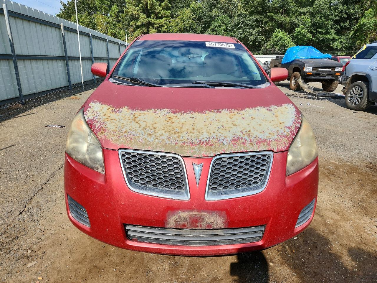 2009 Pontiac Vibe Red vin: 5Y2SP67819Z455614