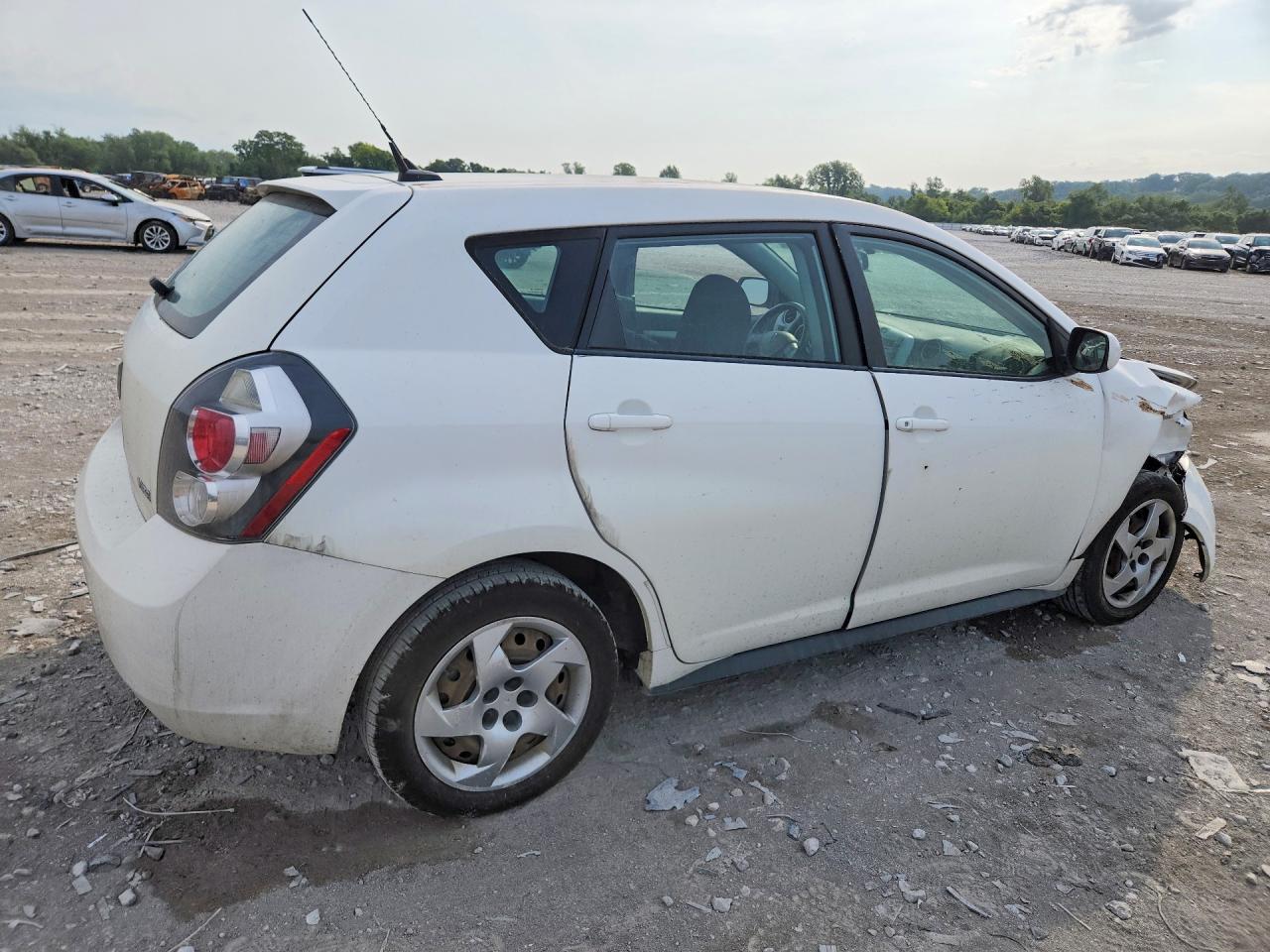 2009 Pontiac Vibe White vin: 5Y2SP67829Z453547