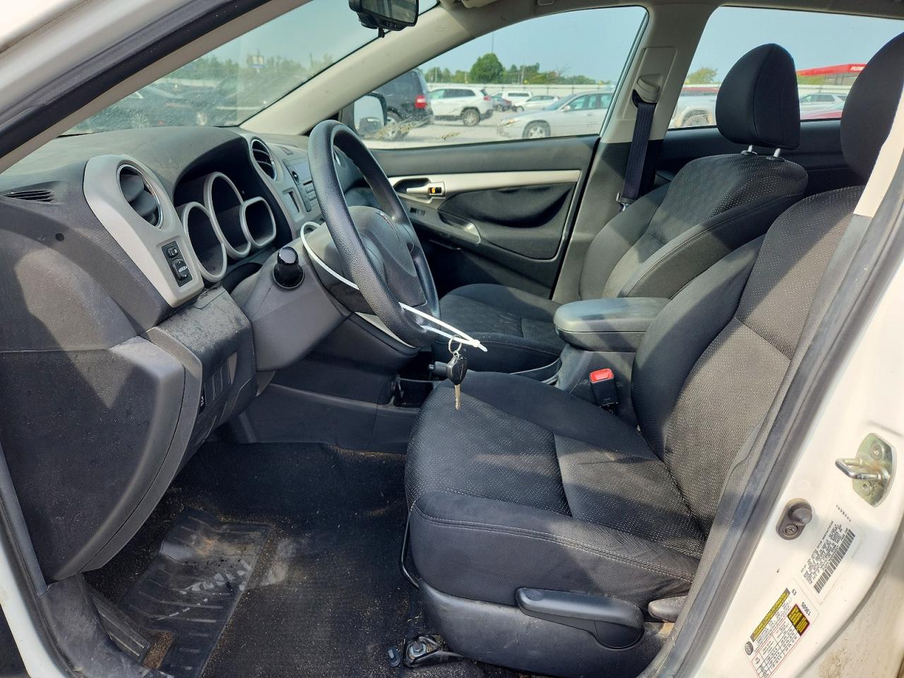 2009 Pontiac Vibe White vin: 5Y2SP67829Z453547