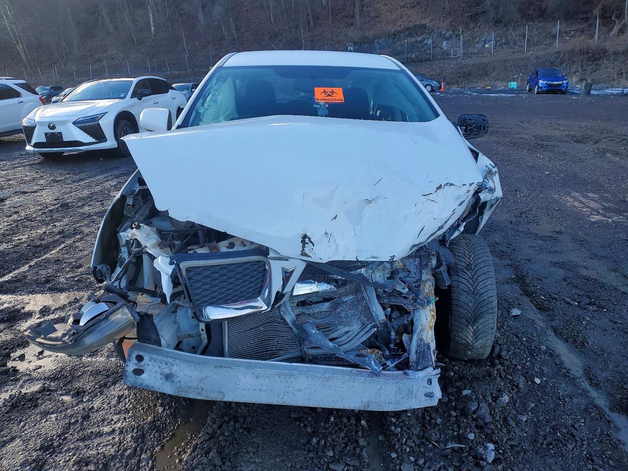 2009 Pontiac Vibe White vin: 5Y2SP67829Z476956