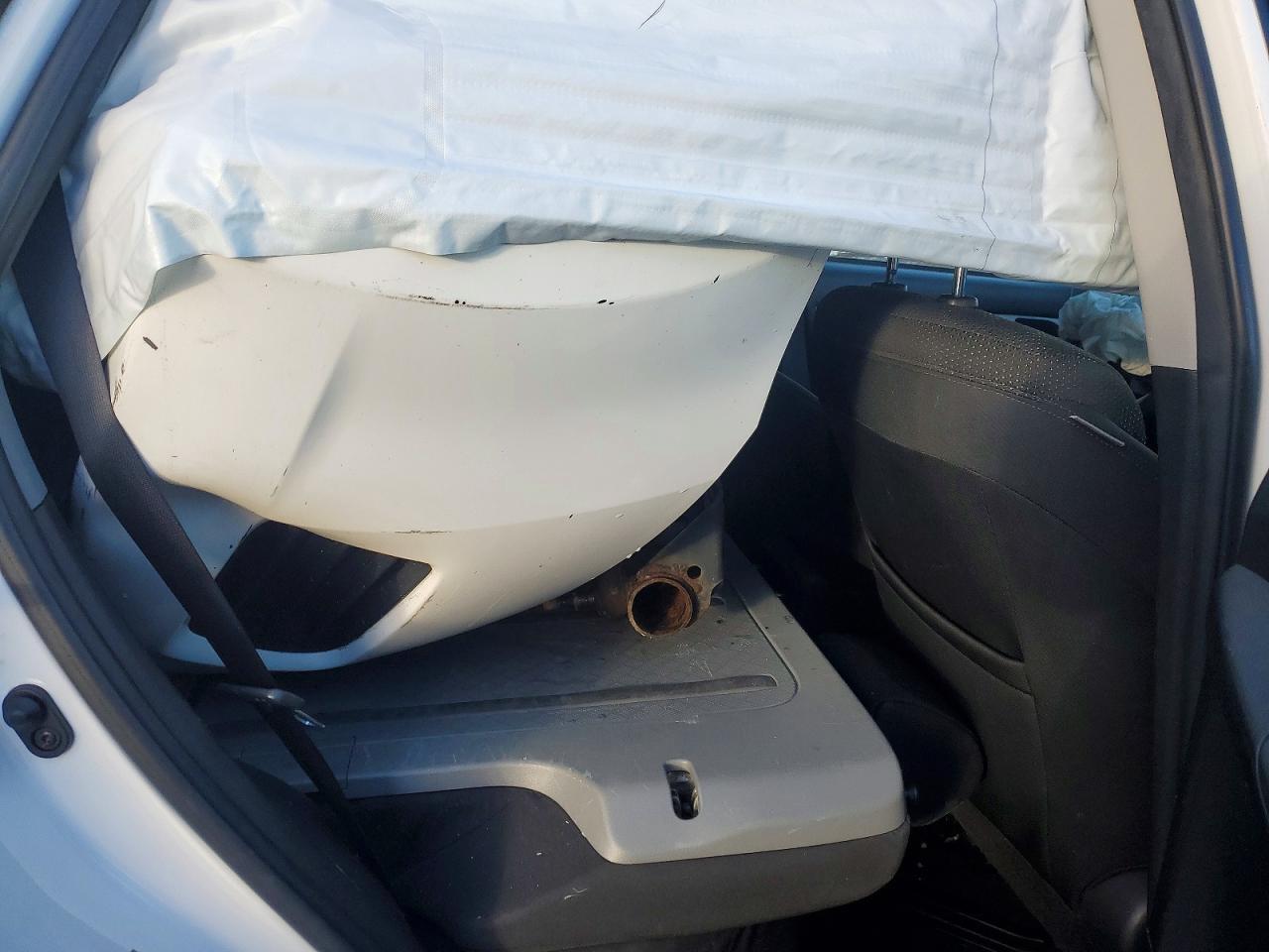 2009 Pontiac Vibe White vin: 5Y2SP67829Z476956