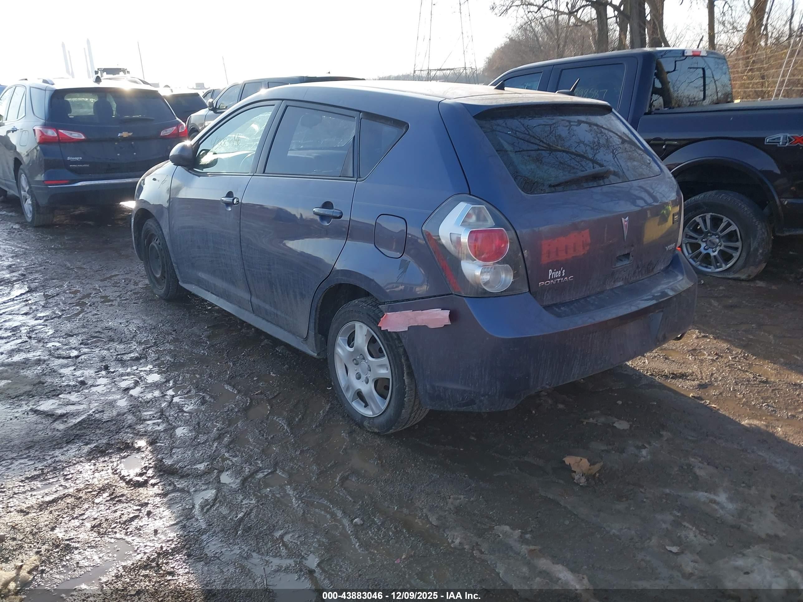 2009 Pontiac Vibe   Light Blue vin: 5Y2SP67849Z471015