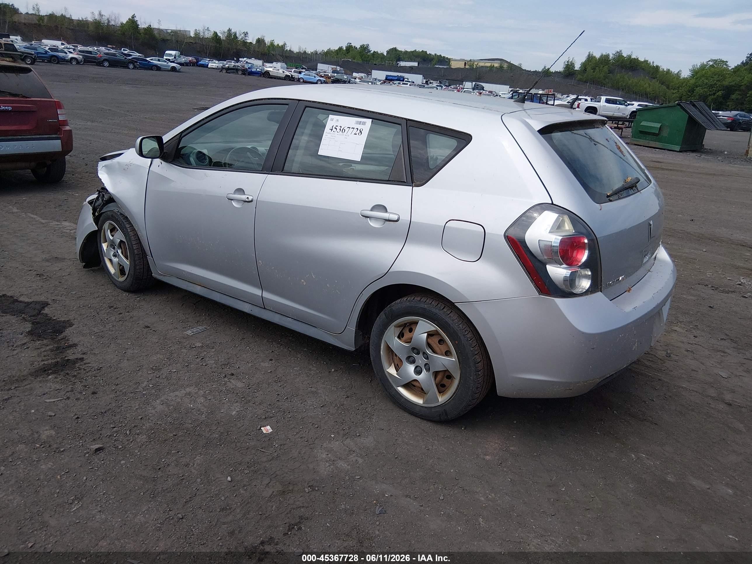 2009 Pontiac Vibe   Silver vin: 5Y2SP67849Z476005