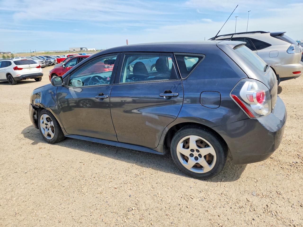 2009 Pontiac Vibe Silver vin: 5Y2SP67859Z443403