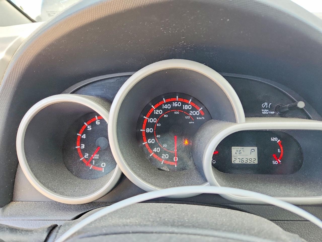 2009 Pontiac Vibe Silver vin: 5Y2SP67859Z443403