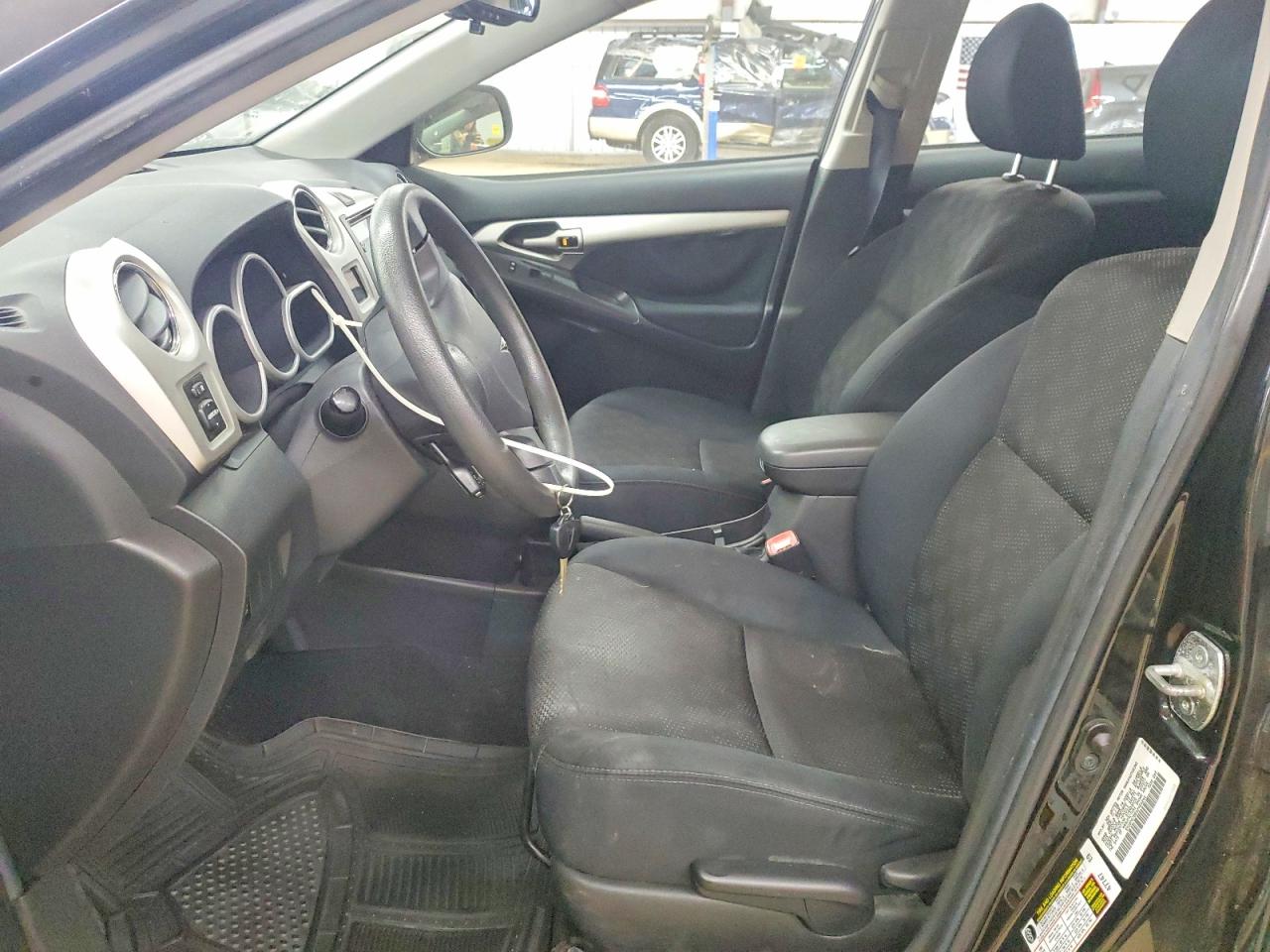 2009 Pontiac Vibe Black vin: 5Y2SP67869Z464244