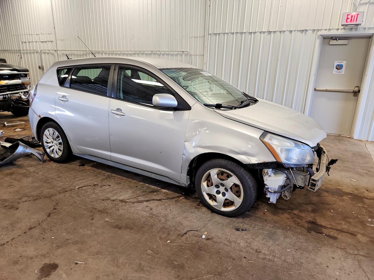 2009 Pontiac Vibe Серебряный vin: 5Y2SP67879Z454094
