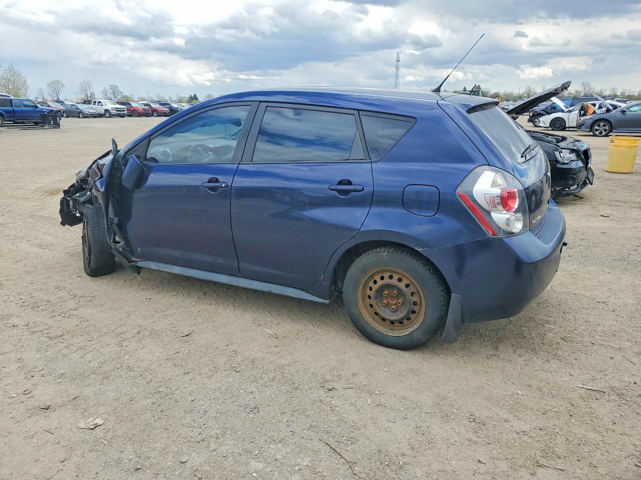 2009 Pontiac Vibe Blue vin: 5Y2SP67879Z476712